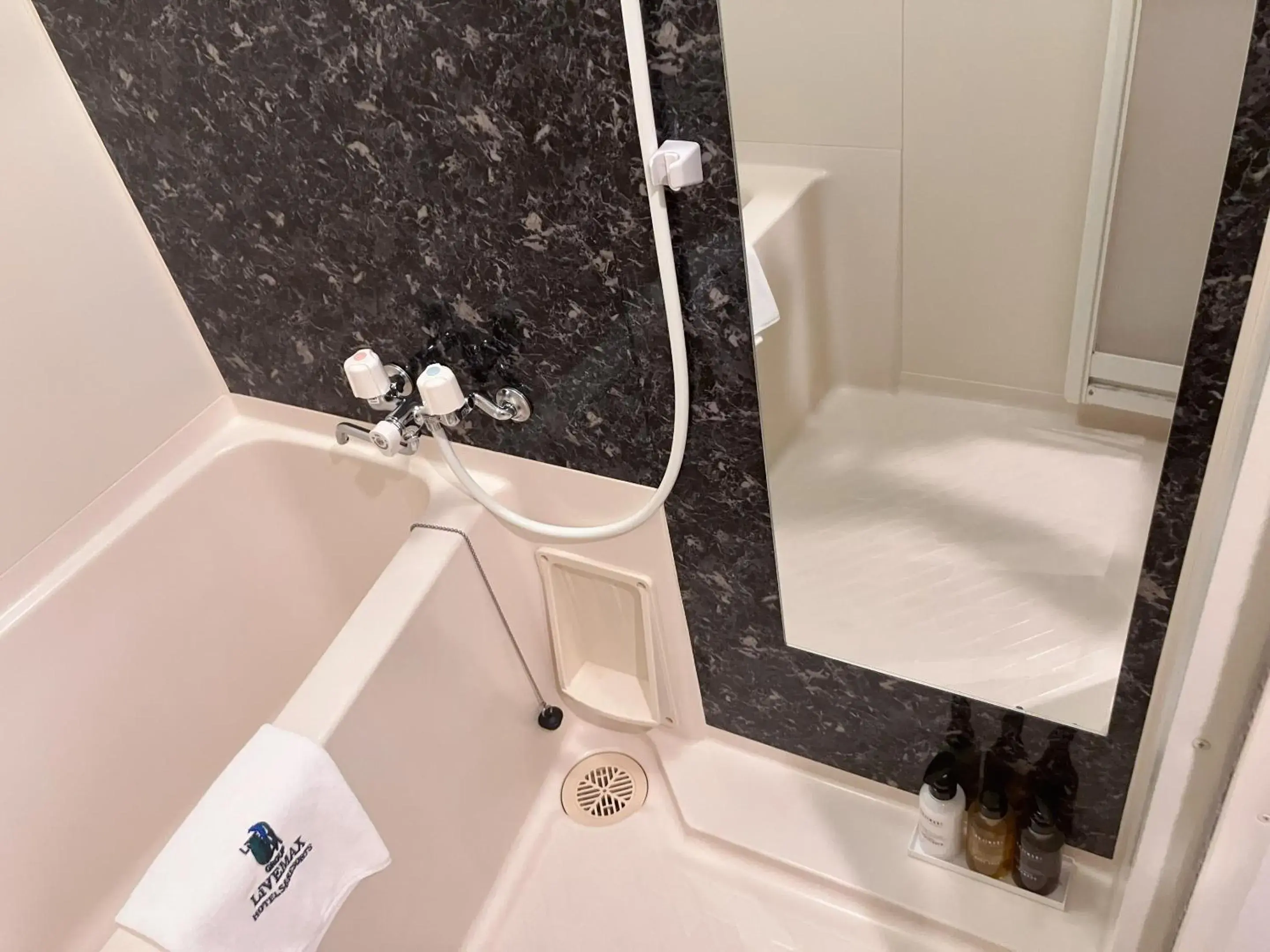 HOTEL LiVEMAX BUDGET Naha Matsuyama HOTEL LiVEMAX BUDGET Naha Matsuyama