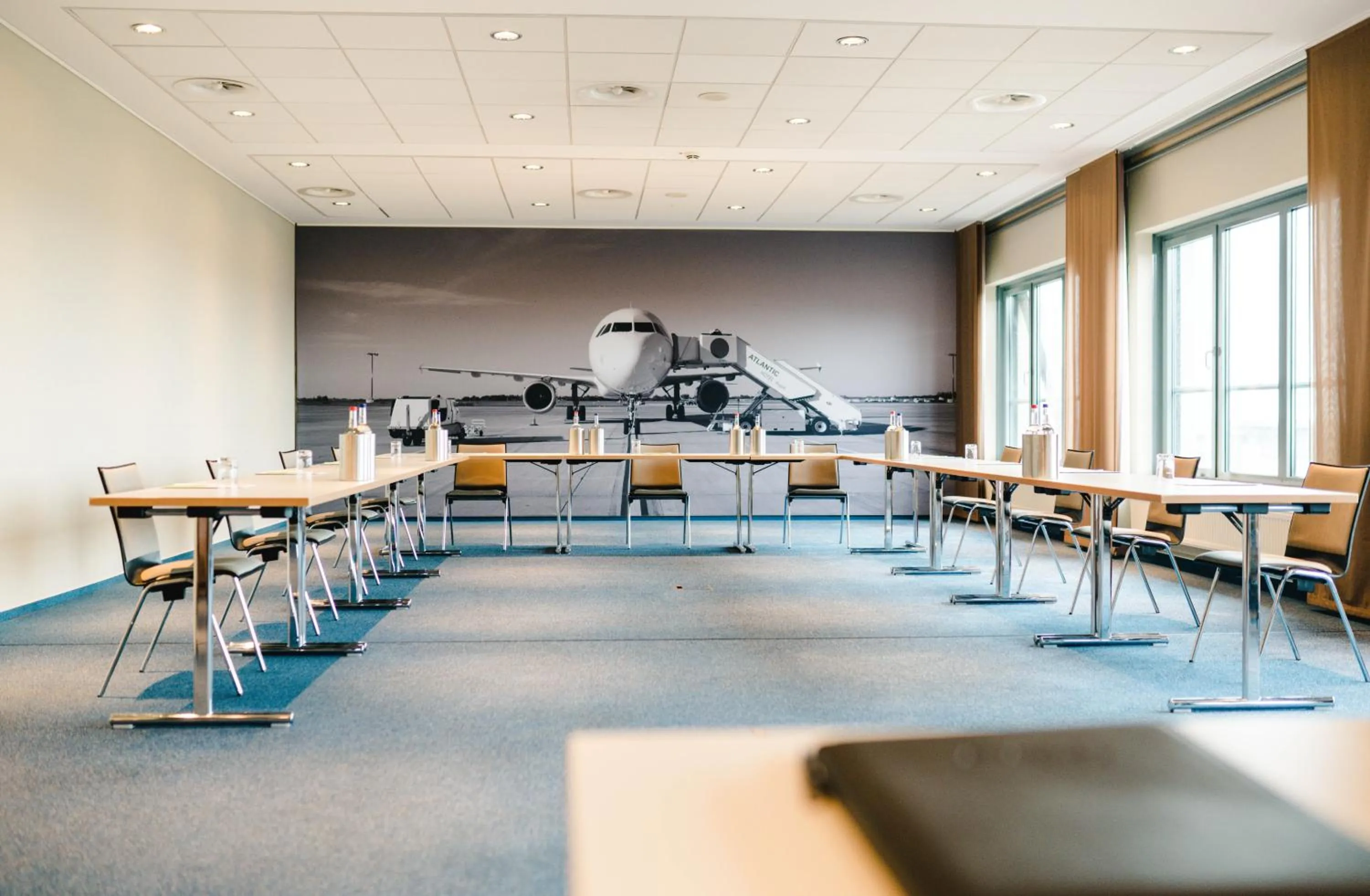 Meeting/conference room in ATLANTIC Hotel Airport