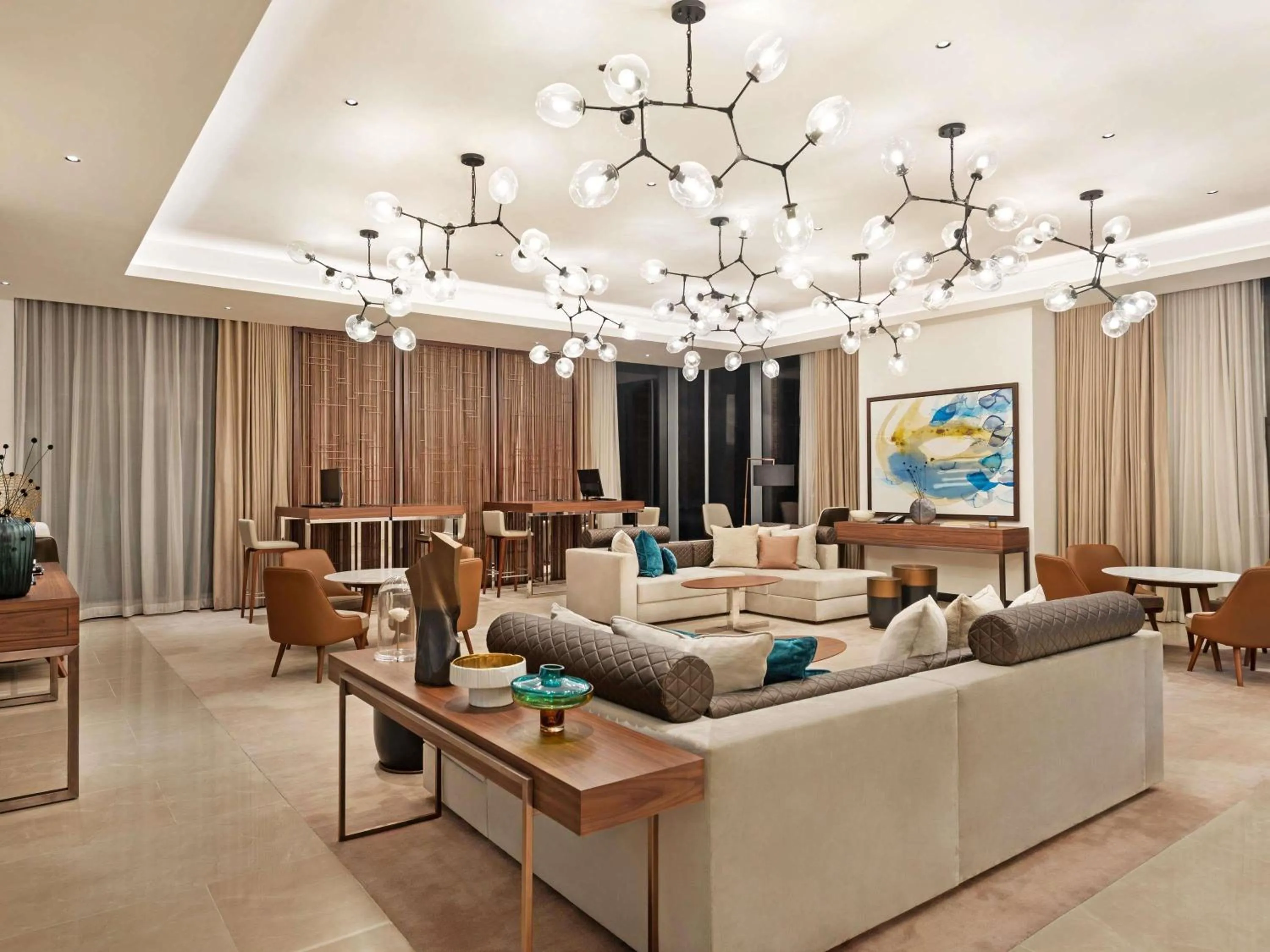 Restaurant/places to eat in Novotel Dubai Gold District