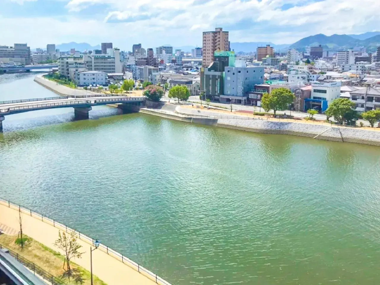 River view in HOTEL LiVEMAX Hiroshima Funairimachi Riverside River view in HOTEL LiVEMAX Hiroshima Funairimachi Riverside