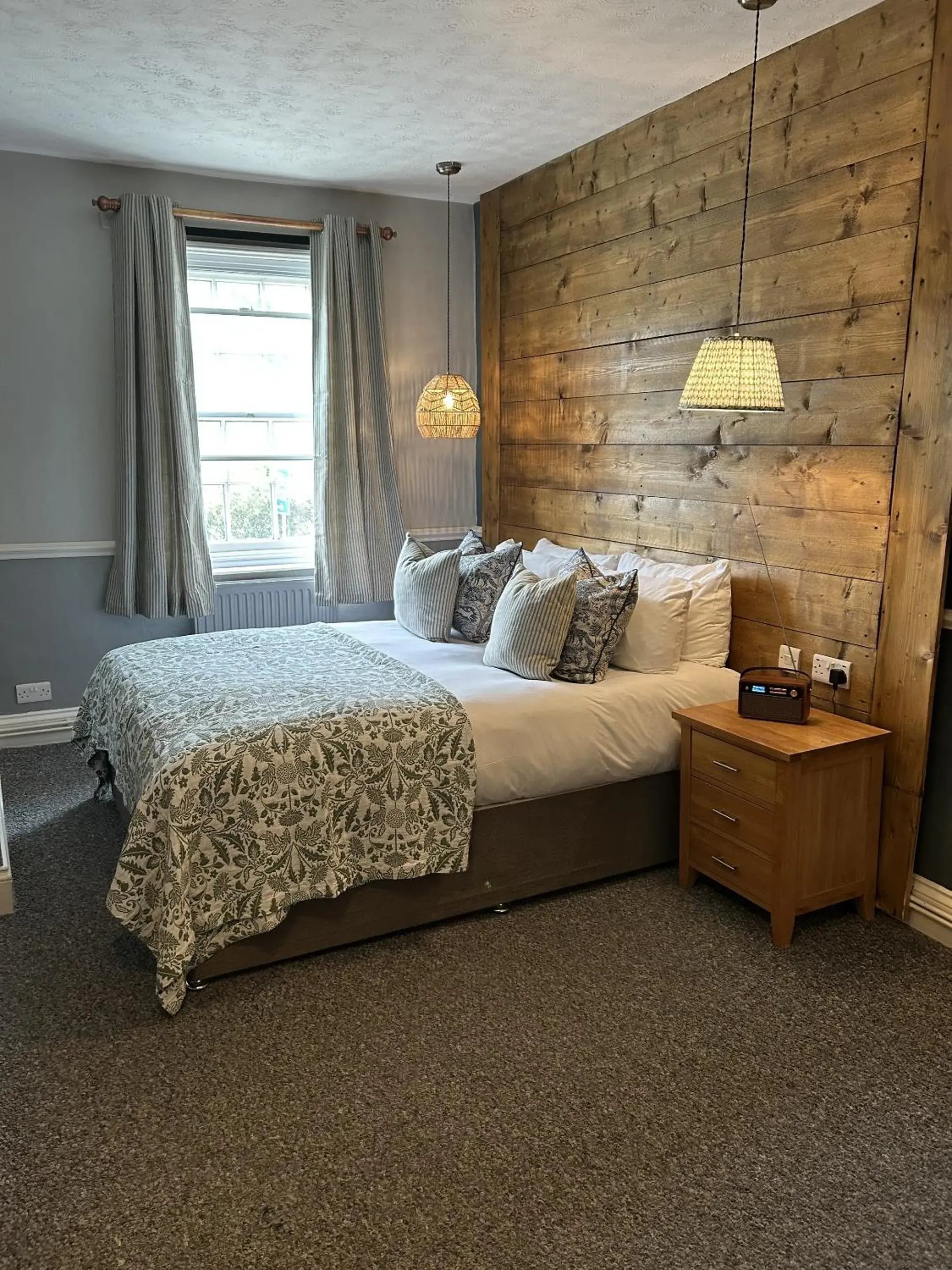 Double Room with Private Bathroom in The Pelican Inn Double Room with Private Bathroom in The Pelican Inn