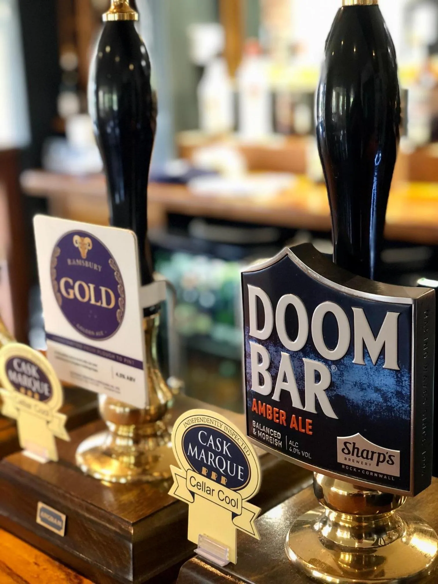 Lounge or bar in The Pelican Inn