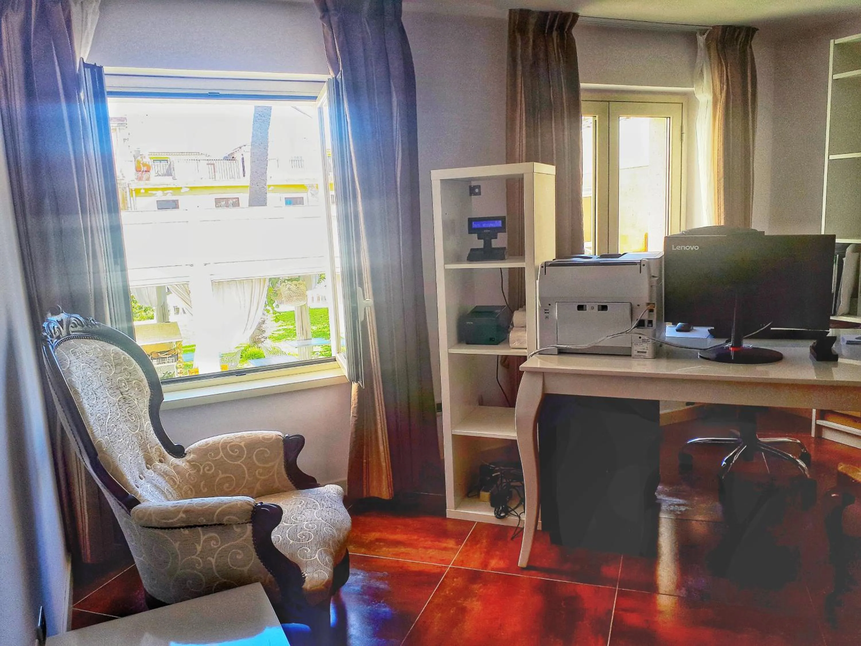 Lobby or reception in Hotel Le Chevalier