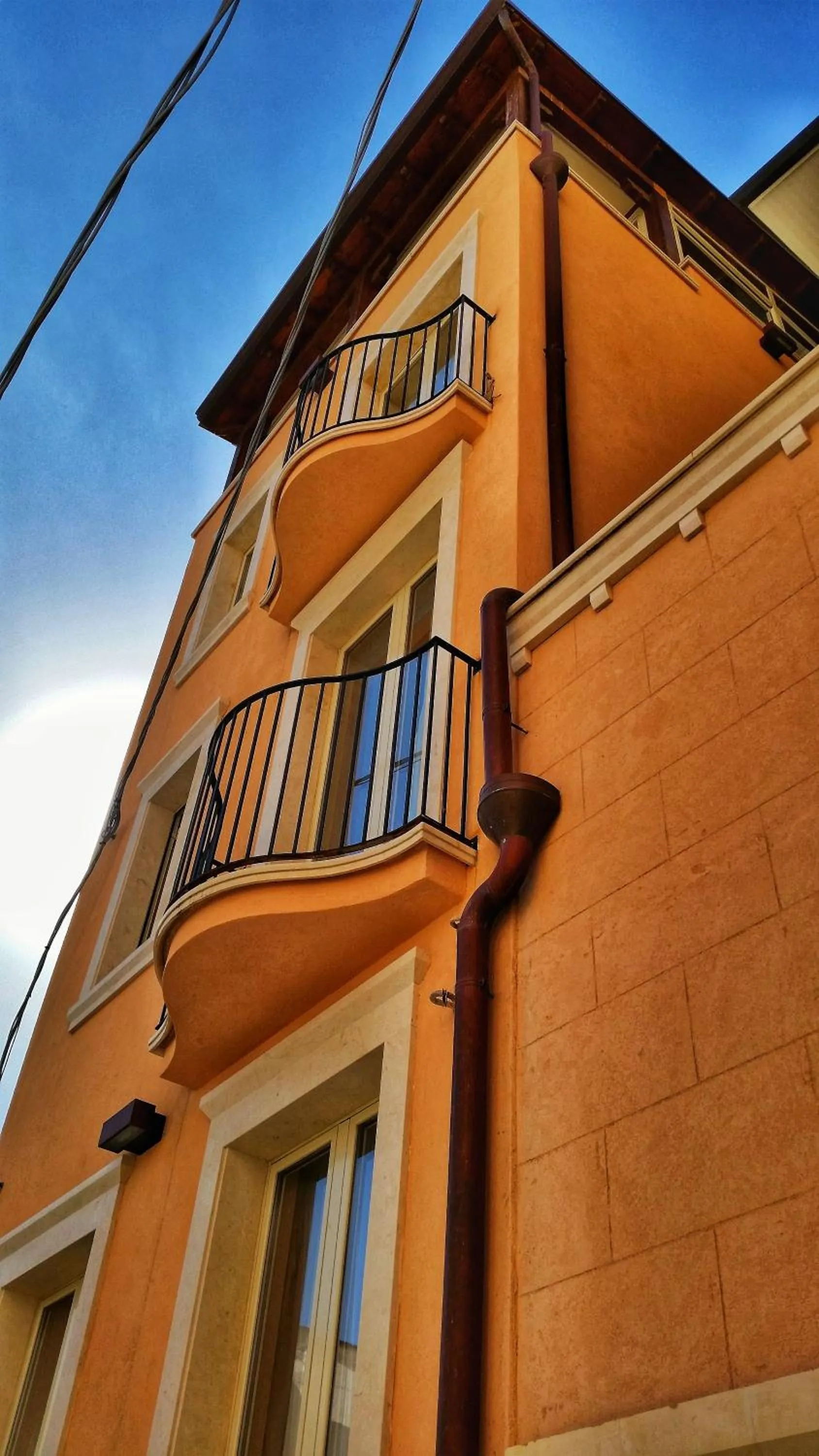 Property building in Hotel Le Chevalier