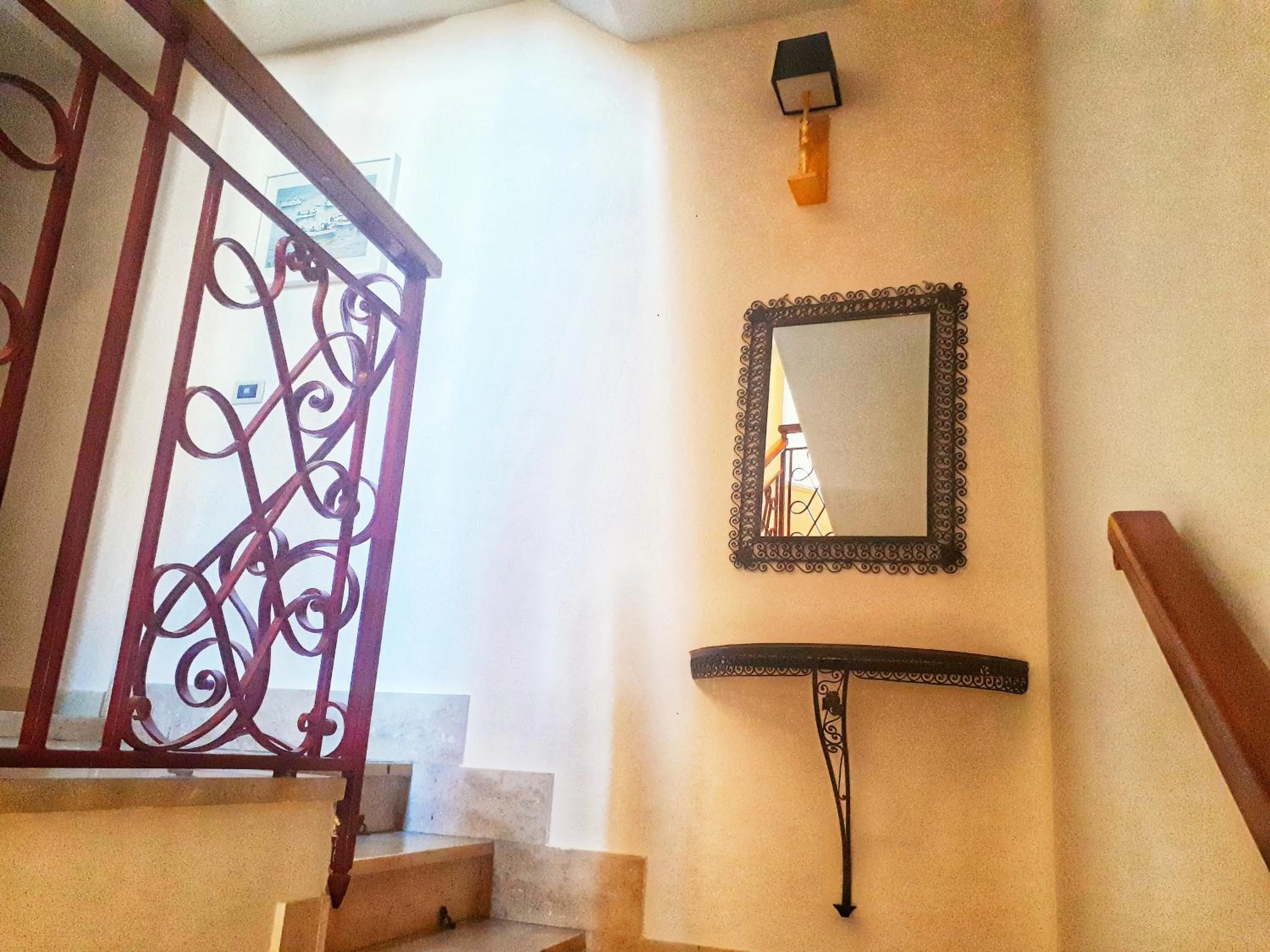 Decorative detail in Hotel Le Chevalier