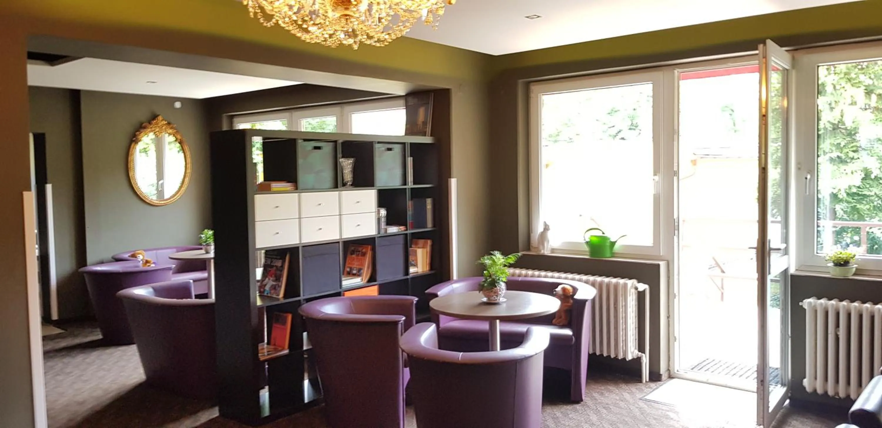 Decorative detail in M-Tourist