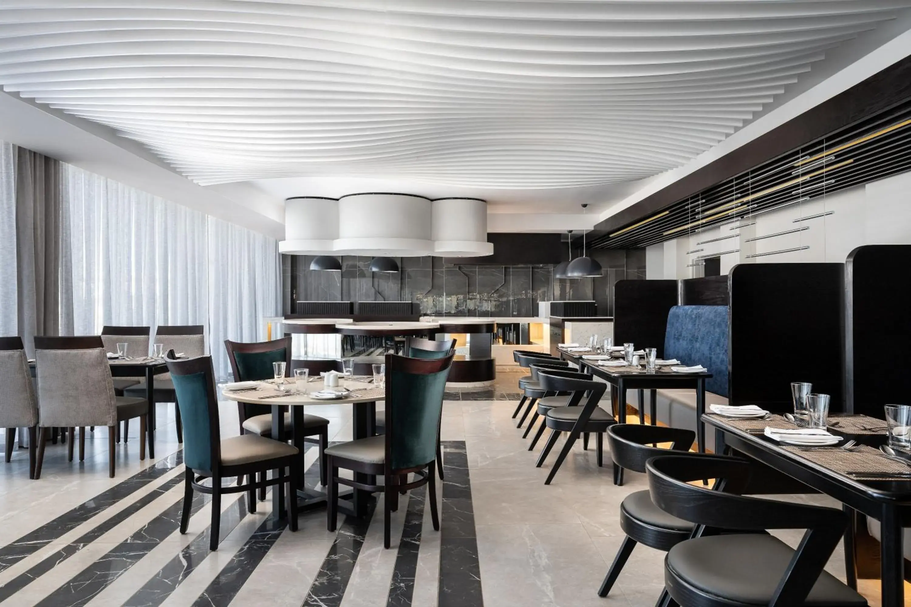 Restaurant/places to eat in Premier Hotel Umhlanga Restaurant/places to eat in Premier Hotel Umhlanga