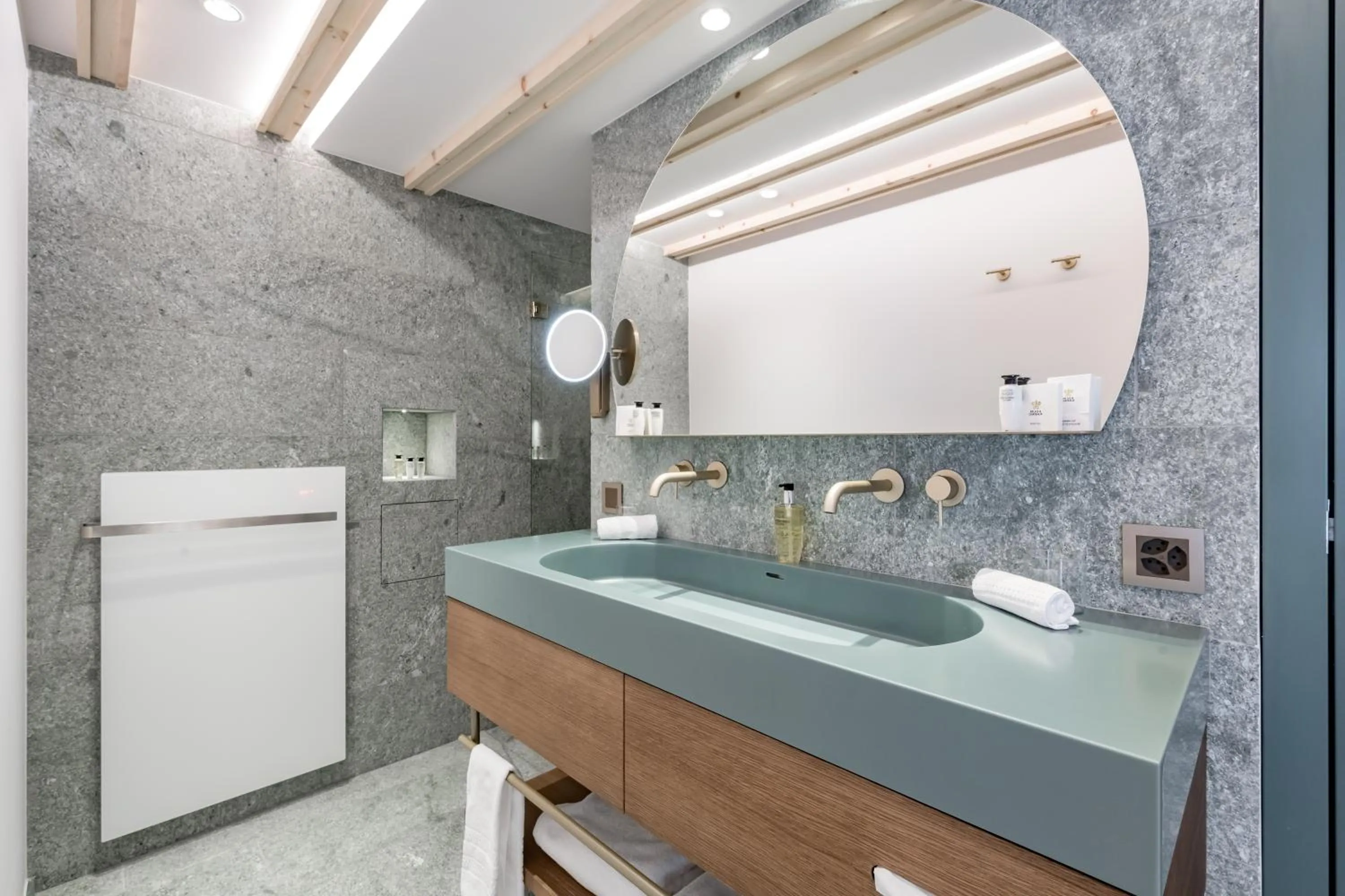 Bathroom in Relais & Châteaux Chasa Montana