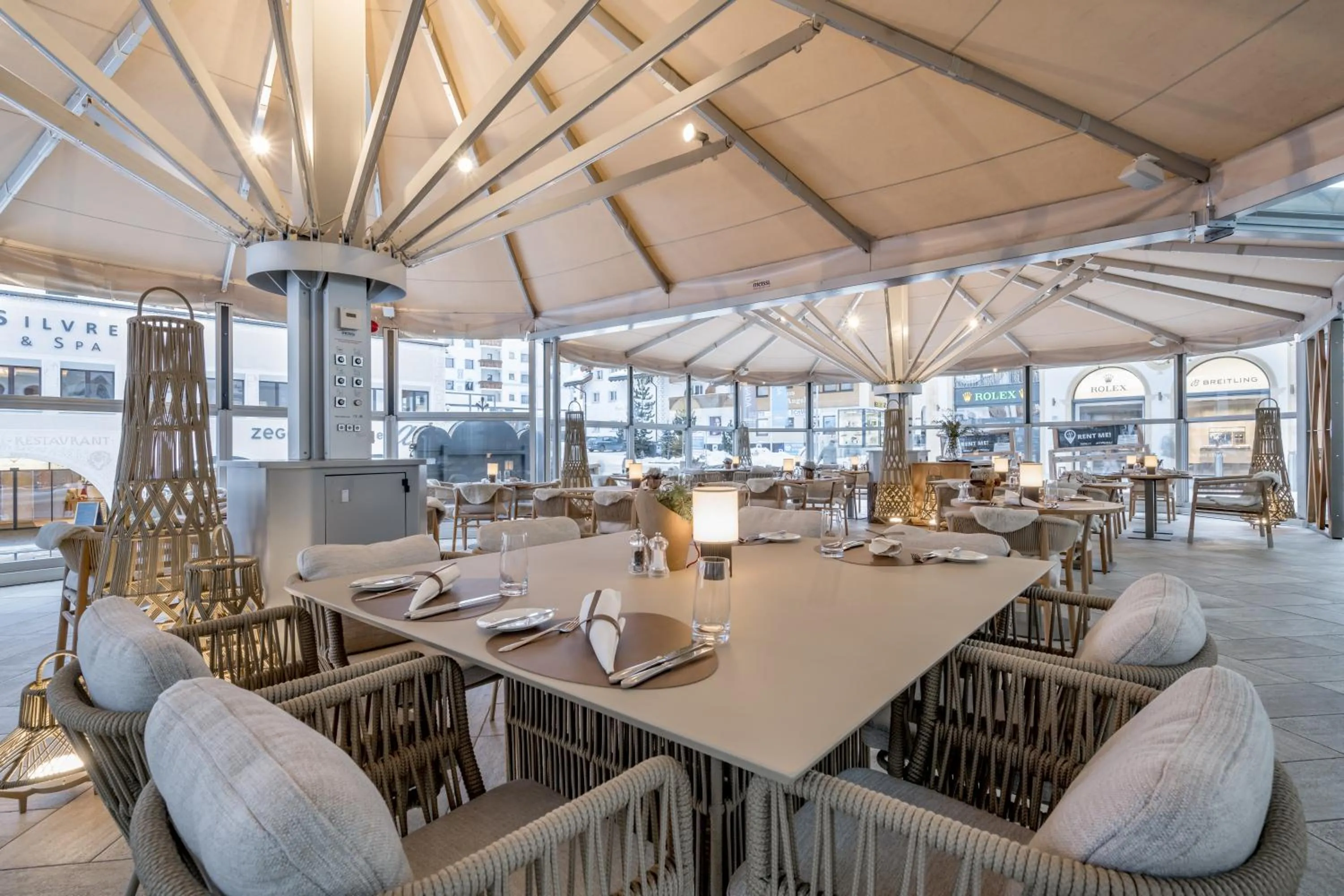 Restaurant/places to eat in Relais & Châteaux Chasa Montana