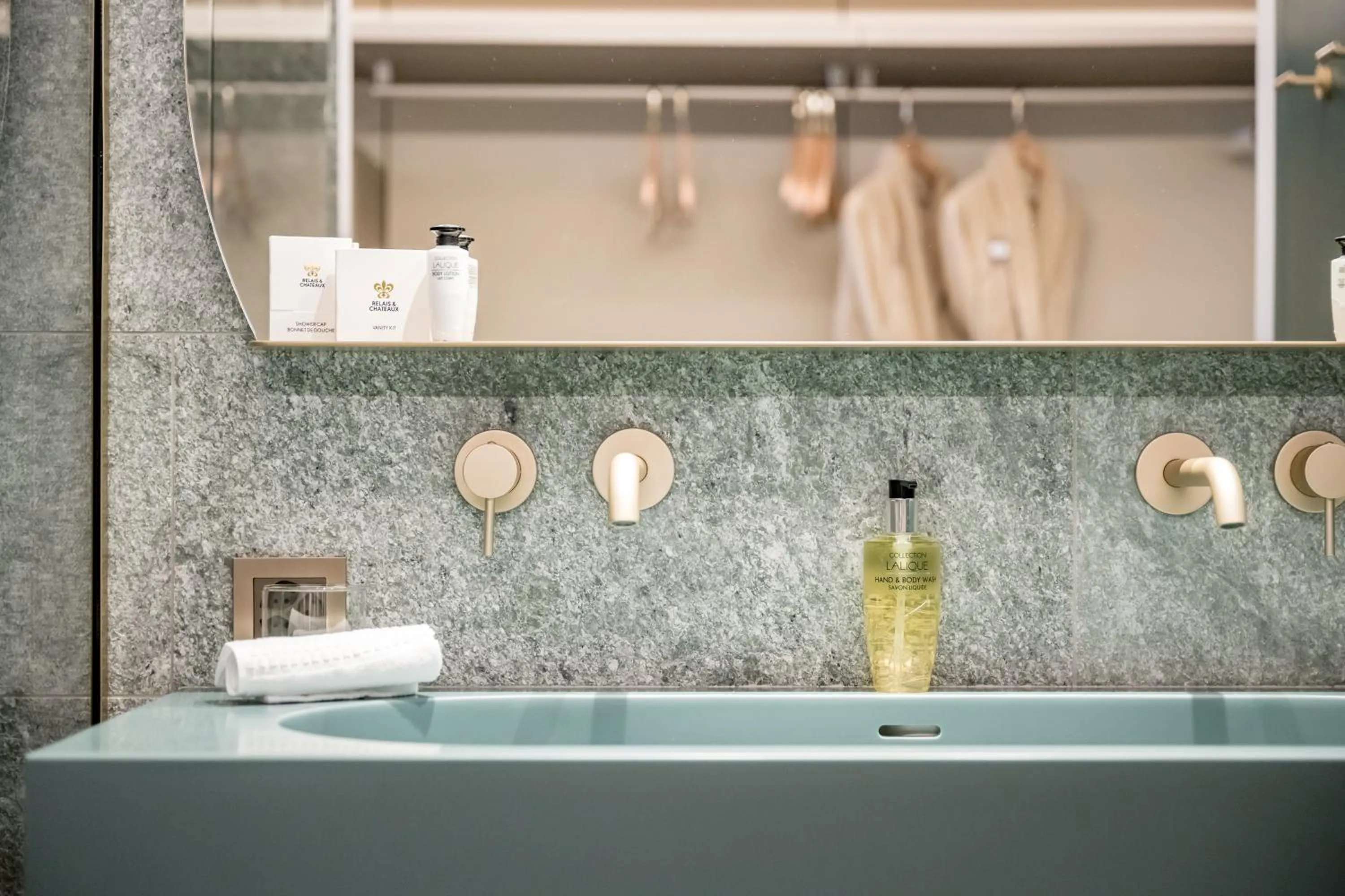 Bathroom in Relais & Châteaux Chasa Montana
