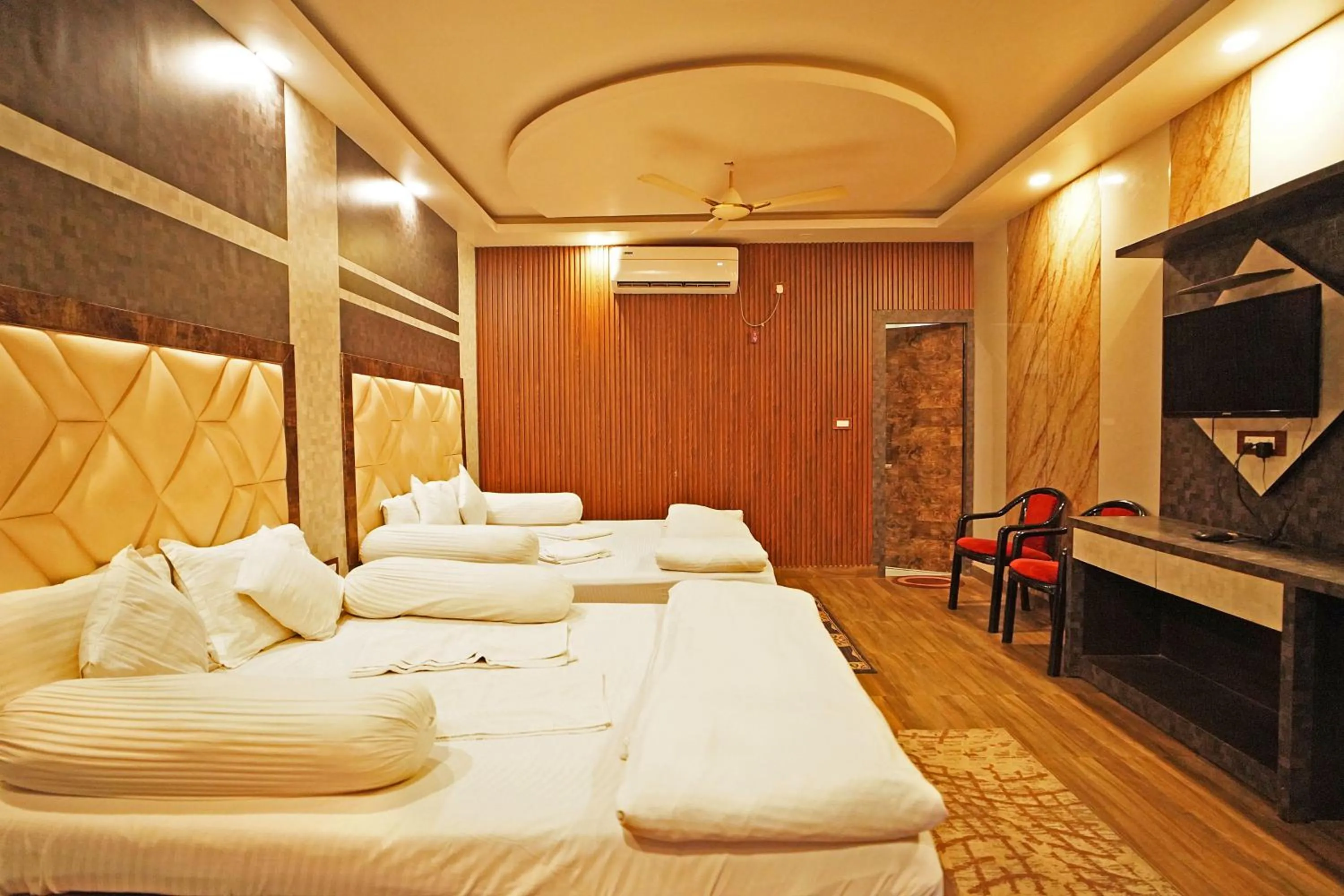 Communal lounge/ TV room, Bed in Sher Bengal Beach Resort