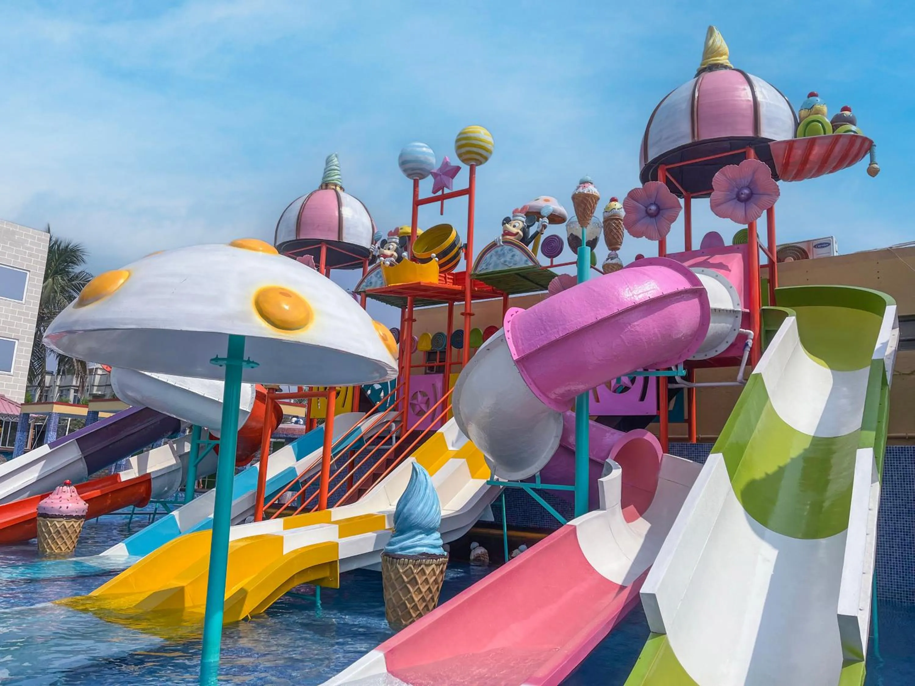 Children play ground in Sher Bengal Beach Resort