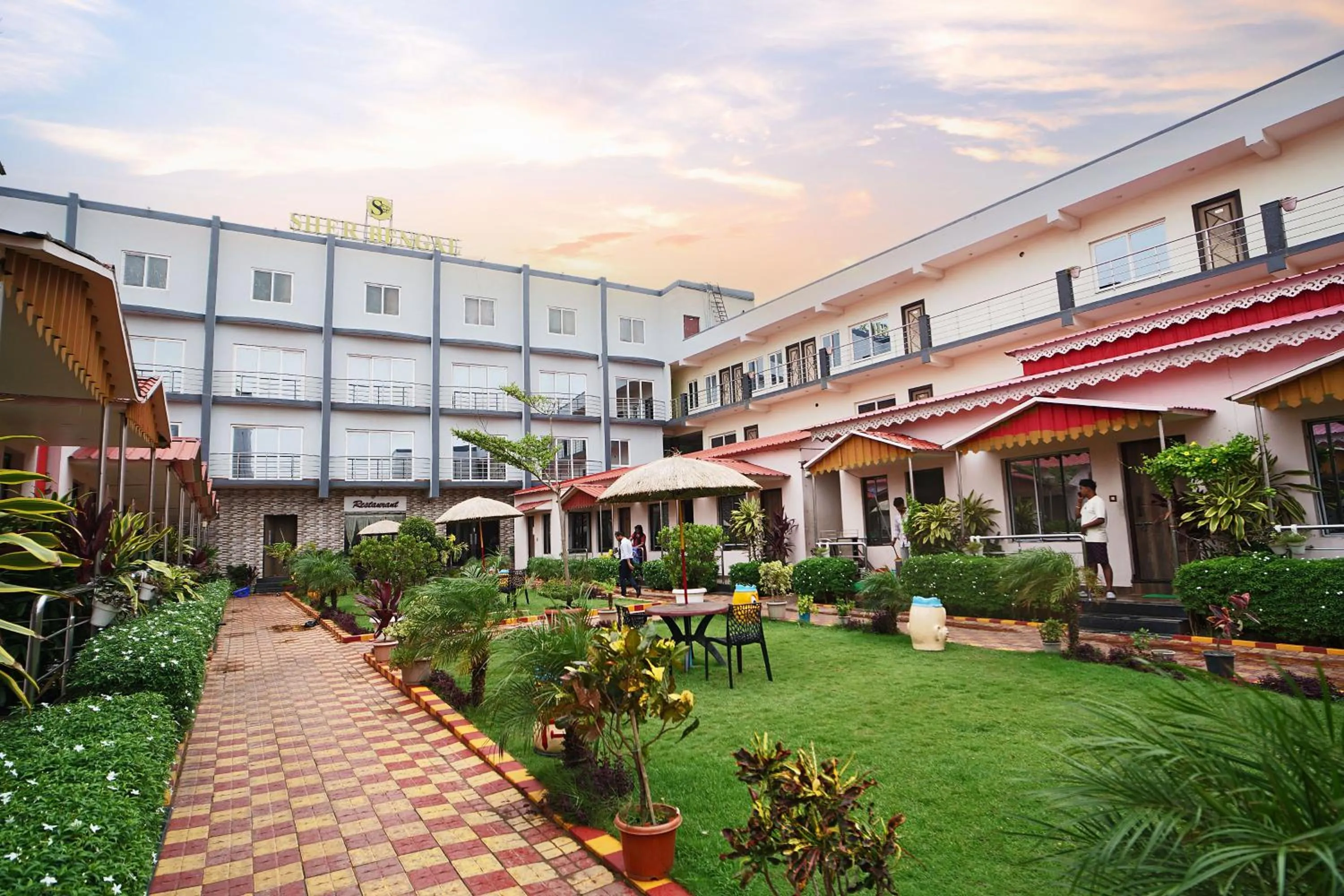 Garden in Sher Bengal Beach Resort