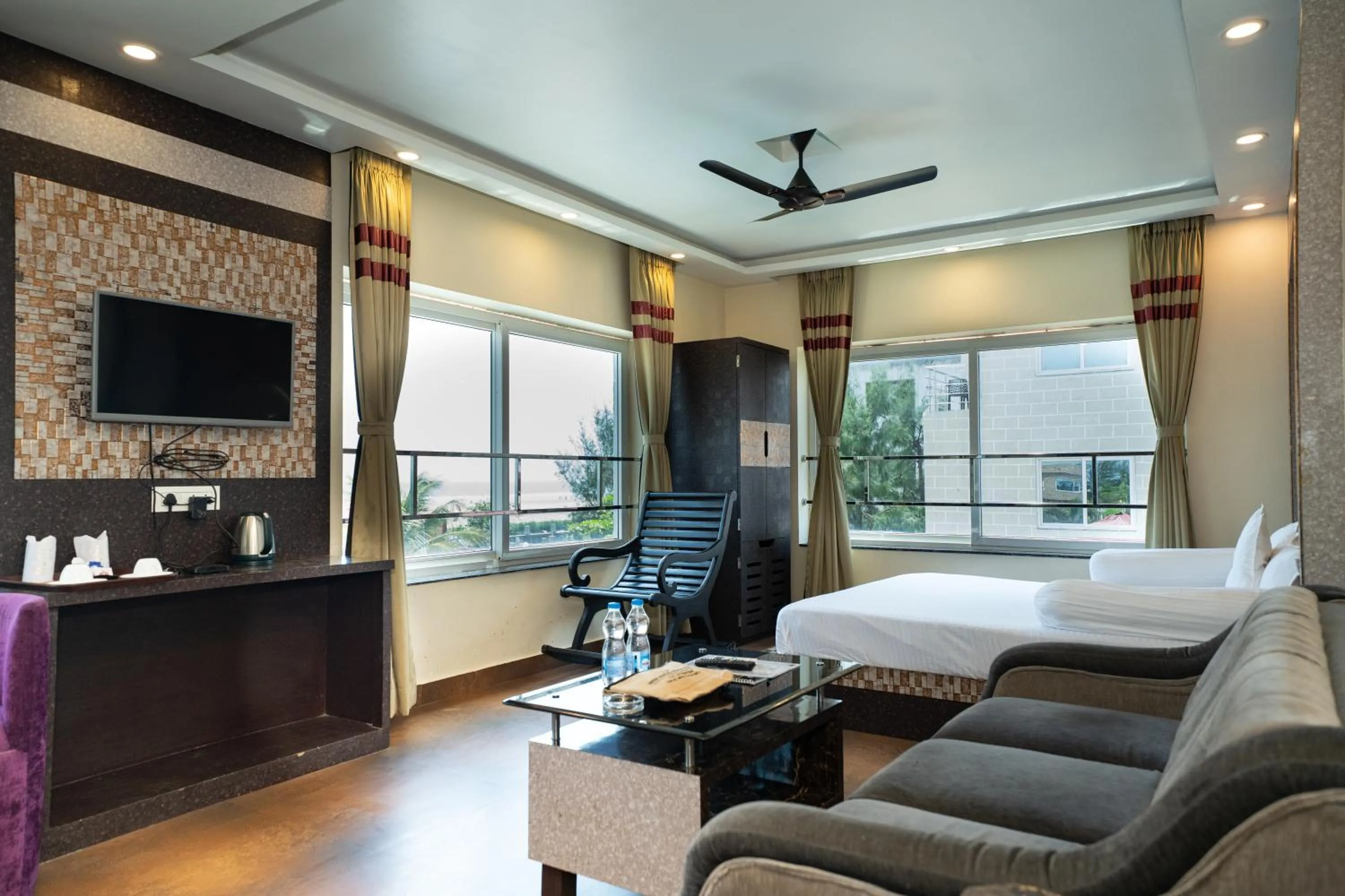 Communal lounge/ TV room, Bed in Sher Bengal Beach Resort