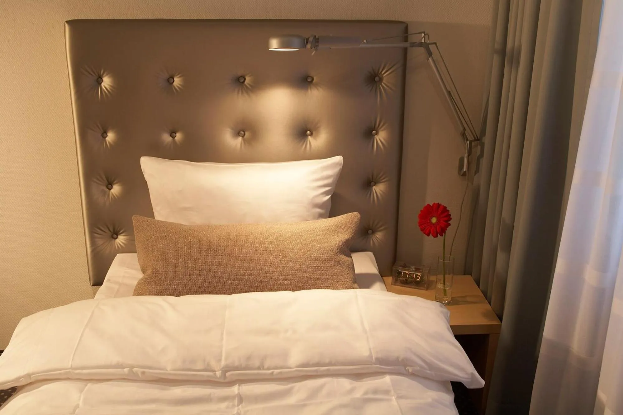 Photo of the whole room, Bed in Hotel Maximilians