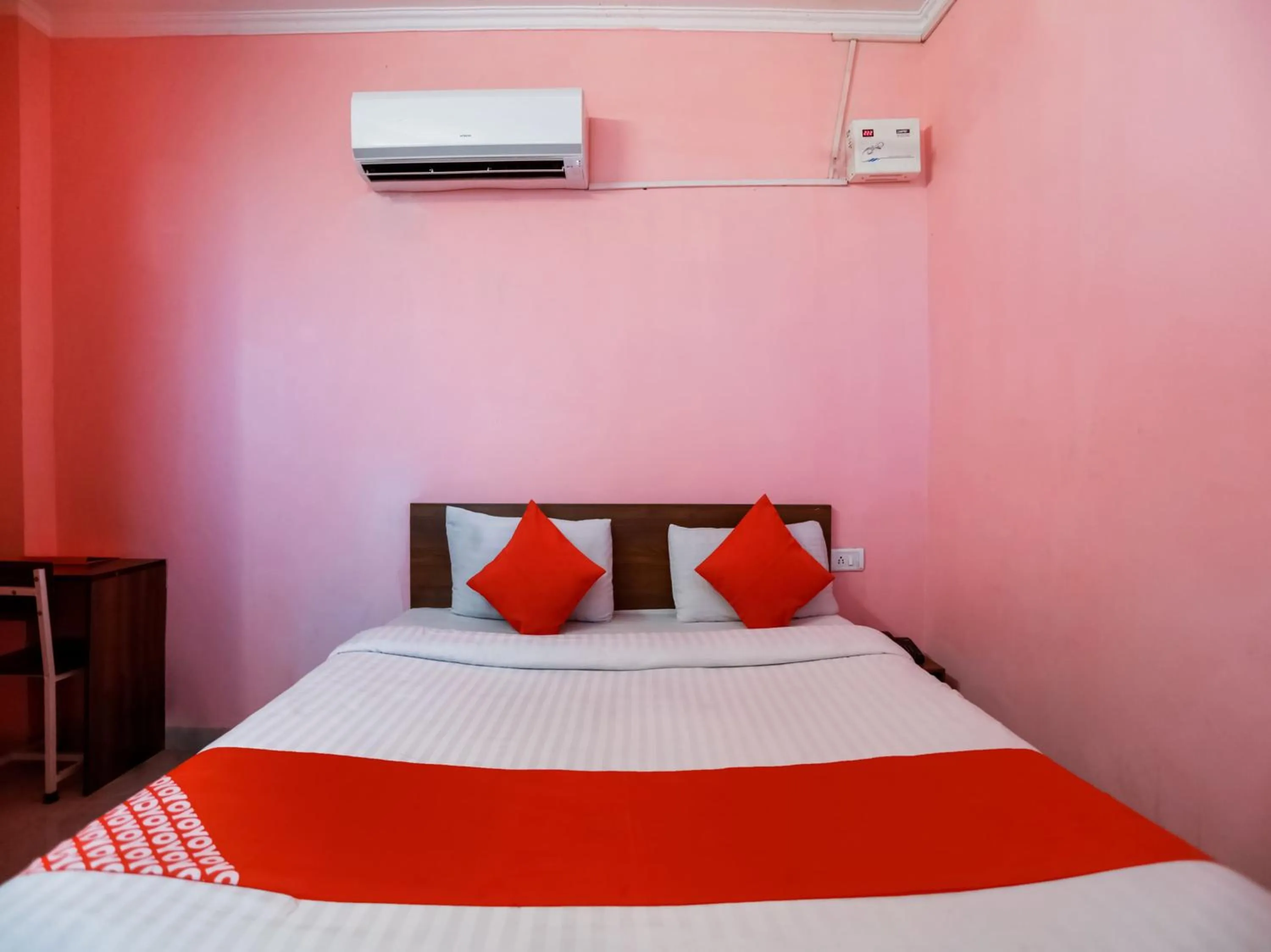 Lobby or reception, Bed in Bandral Residency