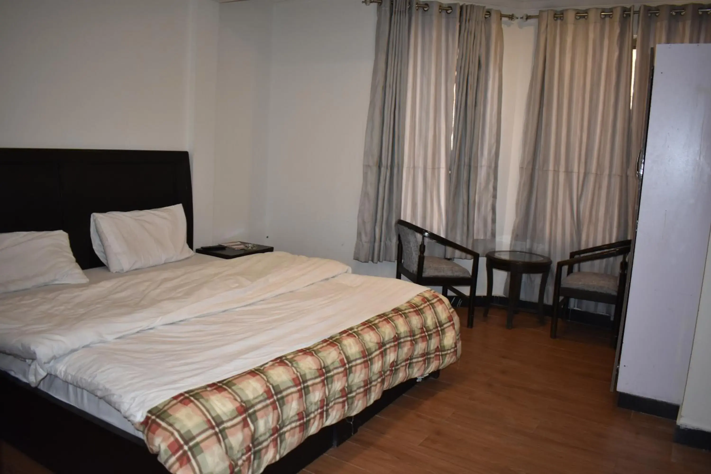 Bed in Hotel Royal Inn Bed in Hotel Royal Inn