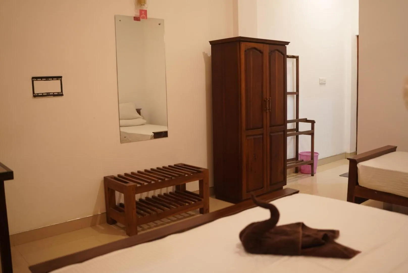 Kitchen or kitchenette, Bed in Walaw watta resort