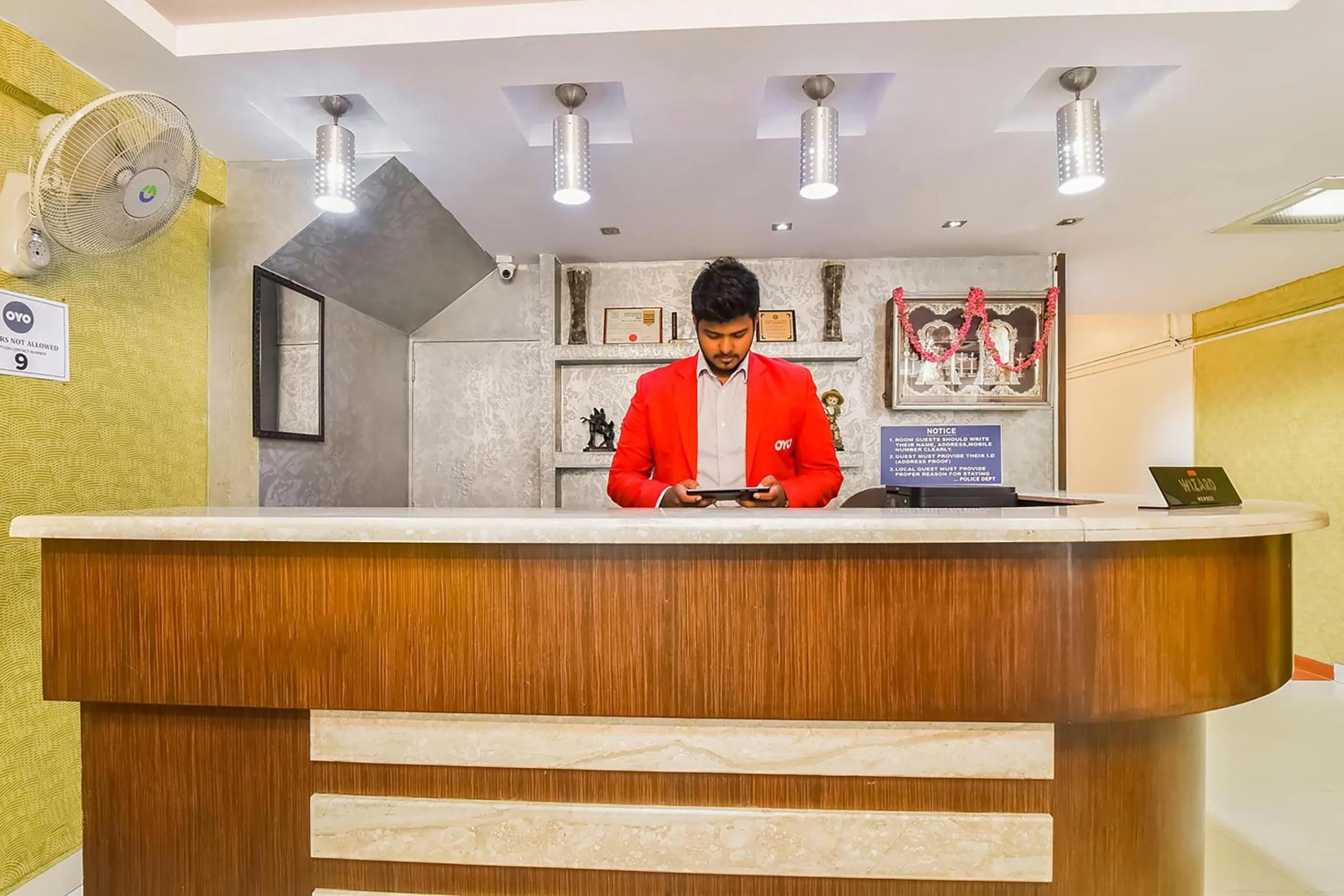 Lobby or reception in Hotel O Maruthi Gandhi Park