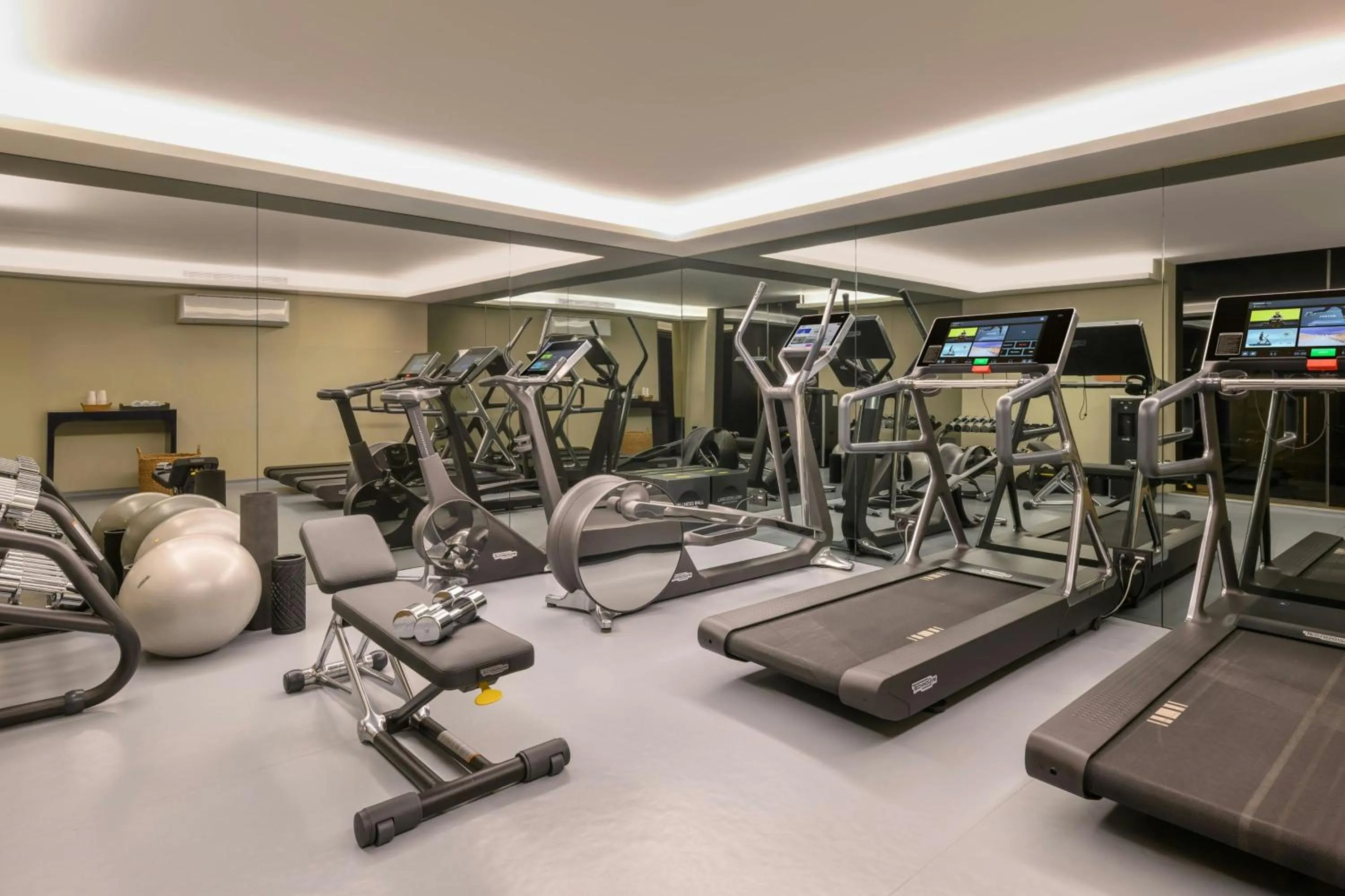 Fitness centre/facilities in Forte de Gaia, Autograph Collection