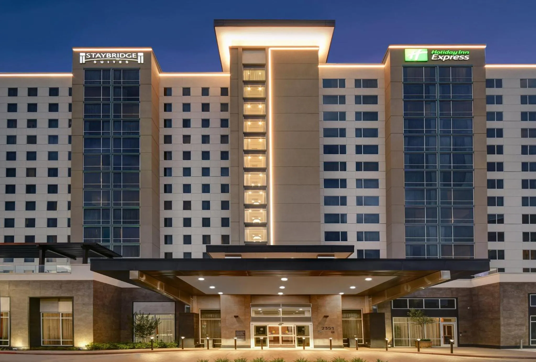 Property building in Staybridge Suites - Houston - Galleria Area by IHG