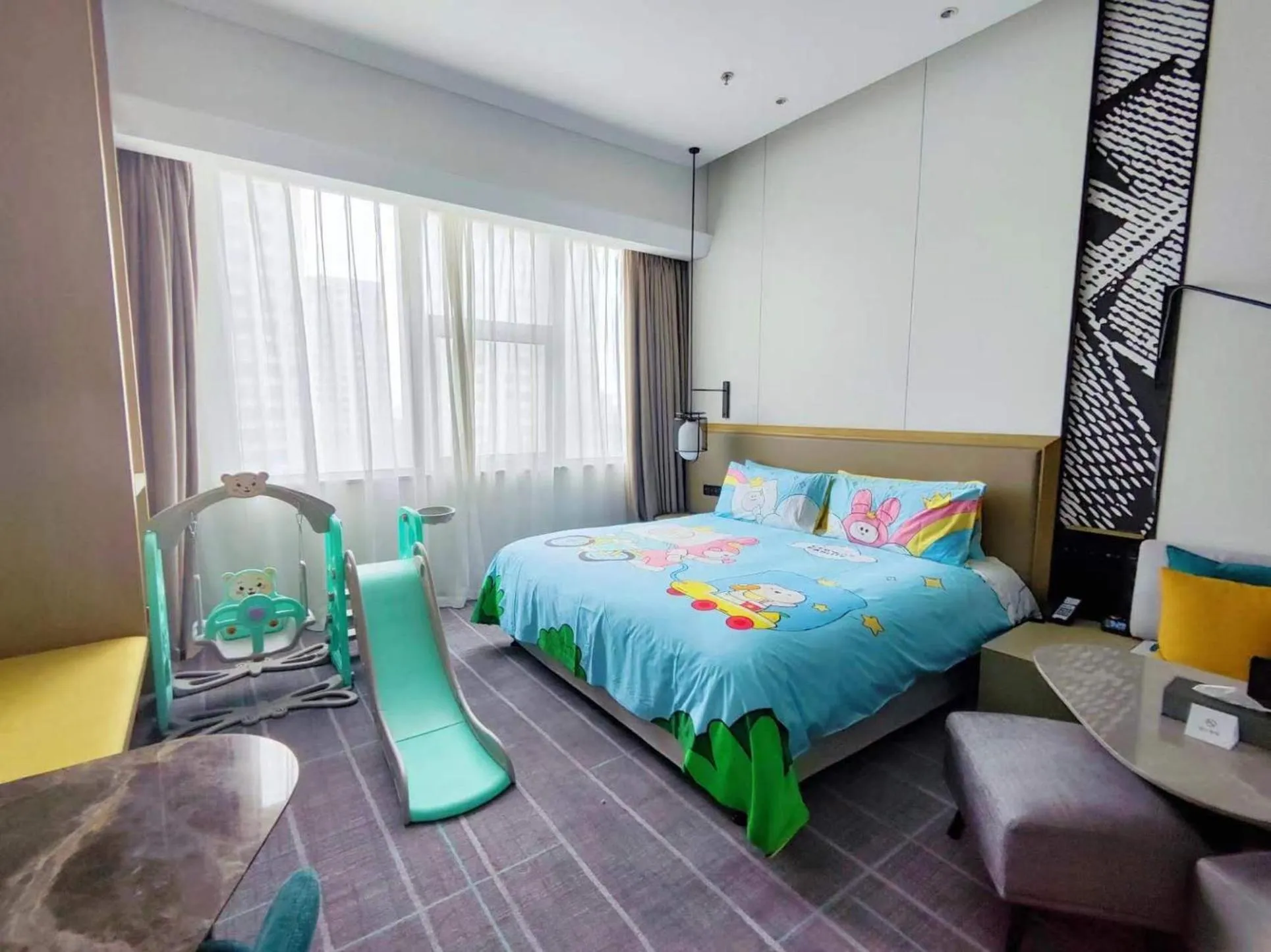 Photo of the whole room, Bed in Crowne Plaza Qidong by IHG