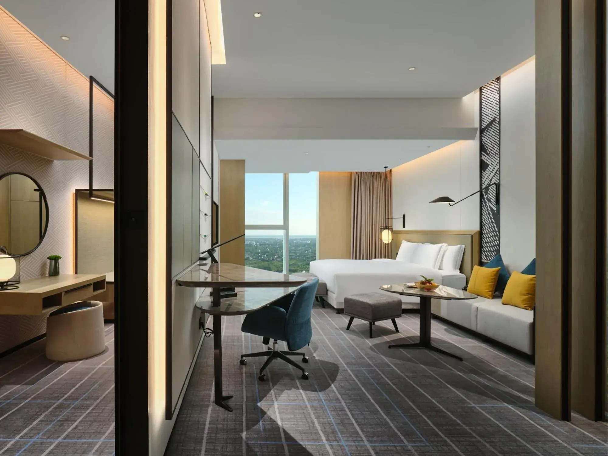 Photo of the whole room, Bed in Crowne Plaza Qidong by IHG Photo of the whole room, Bed in Crowne Plaza Qidong by IHG