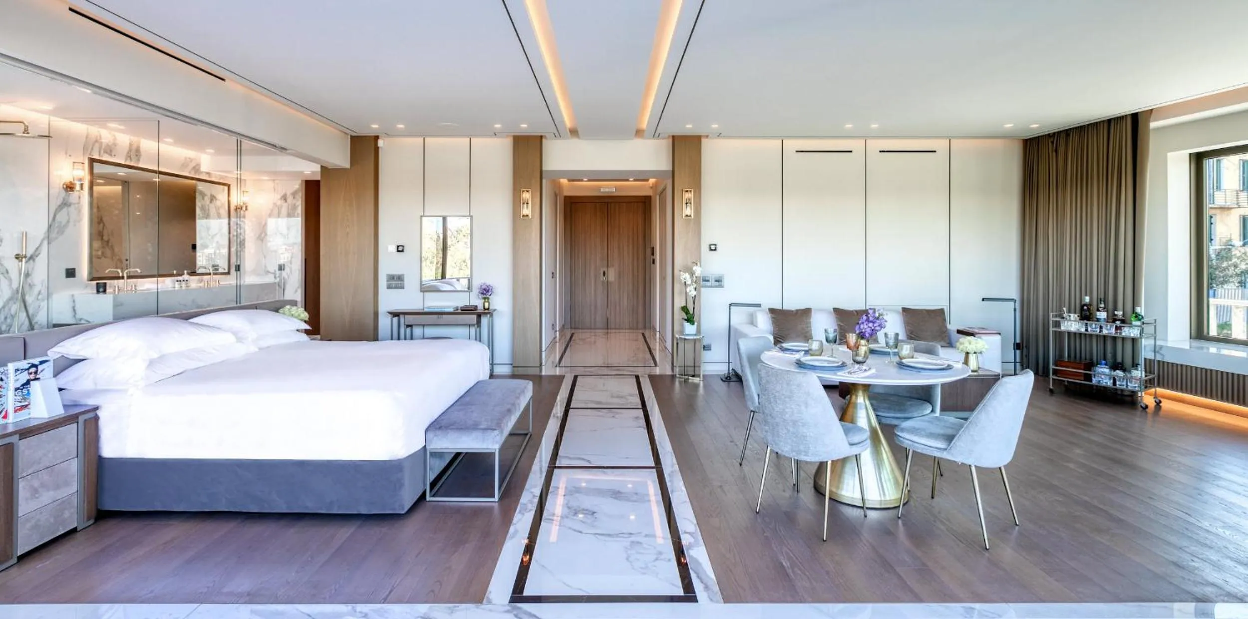 Bed in The One Acropolis