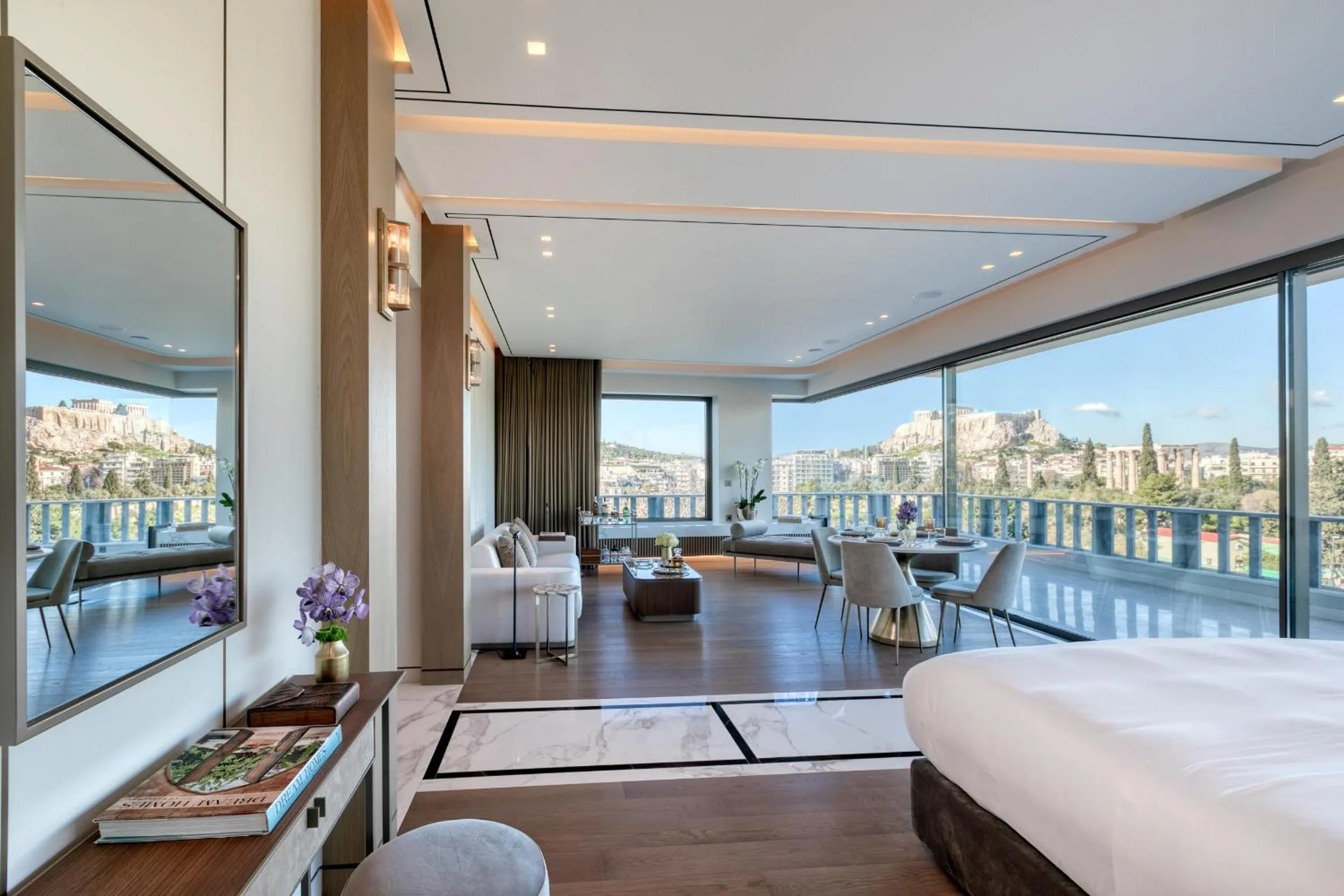 View (from property/room), Bed in The One Acropolis