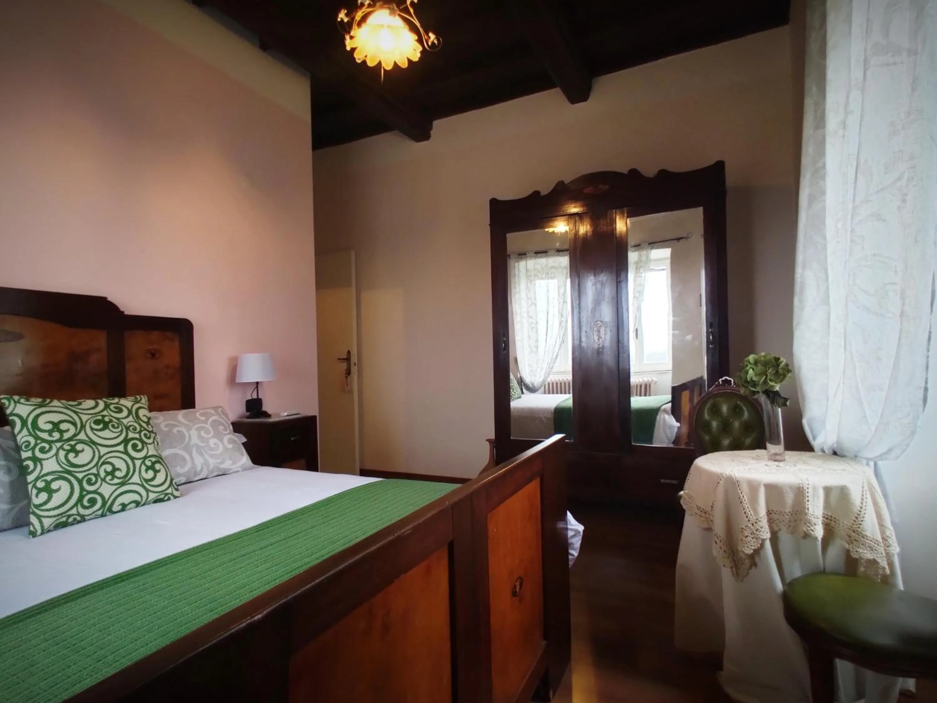 Bedroom, Bed in DIMORA MARELLA Patrica - Frosinone