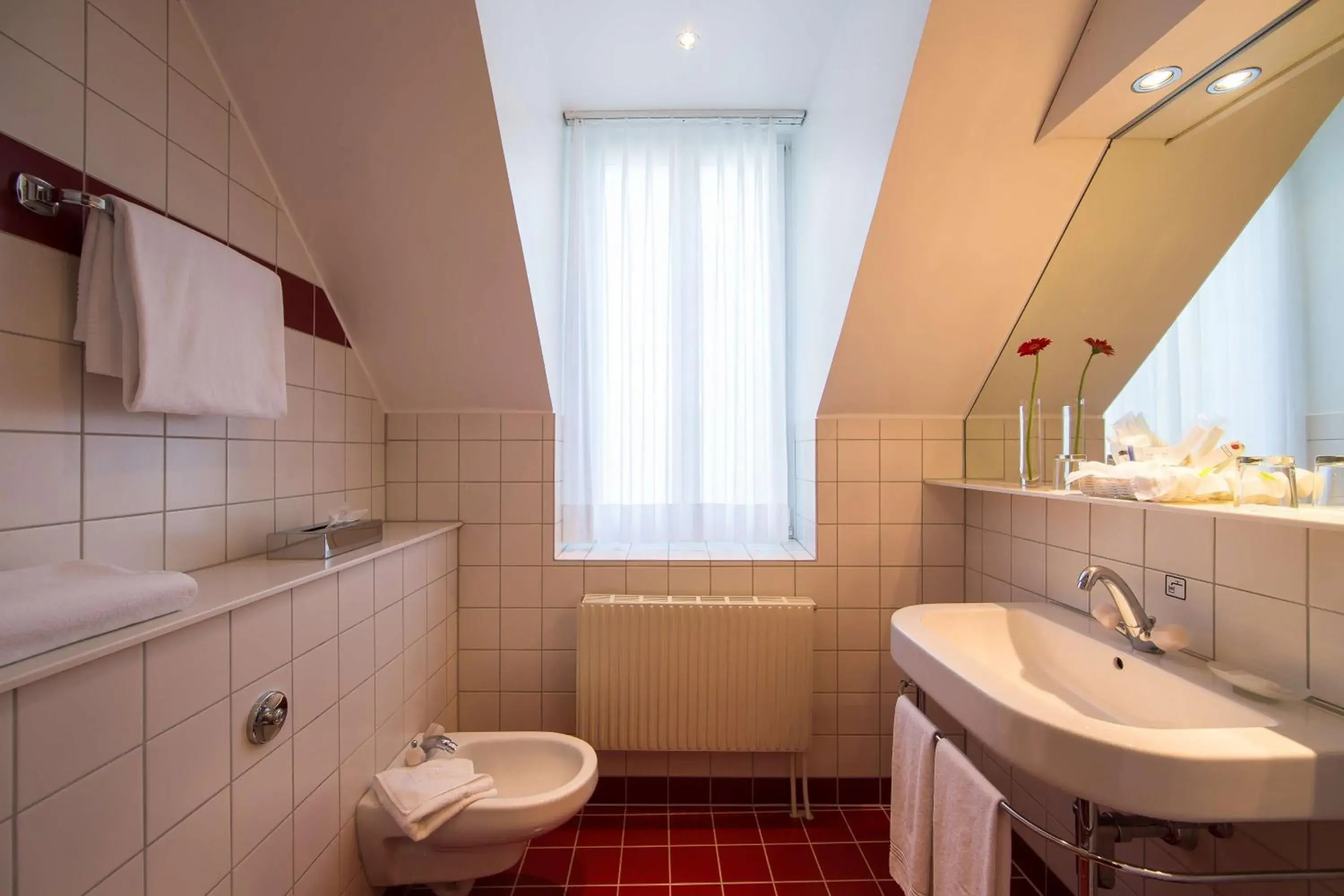 Bathroom in Lindner Grand Hotel Beau Rivage