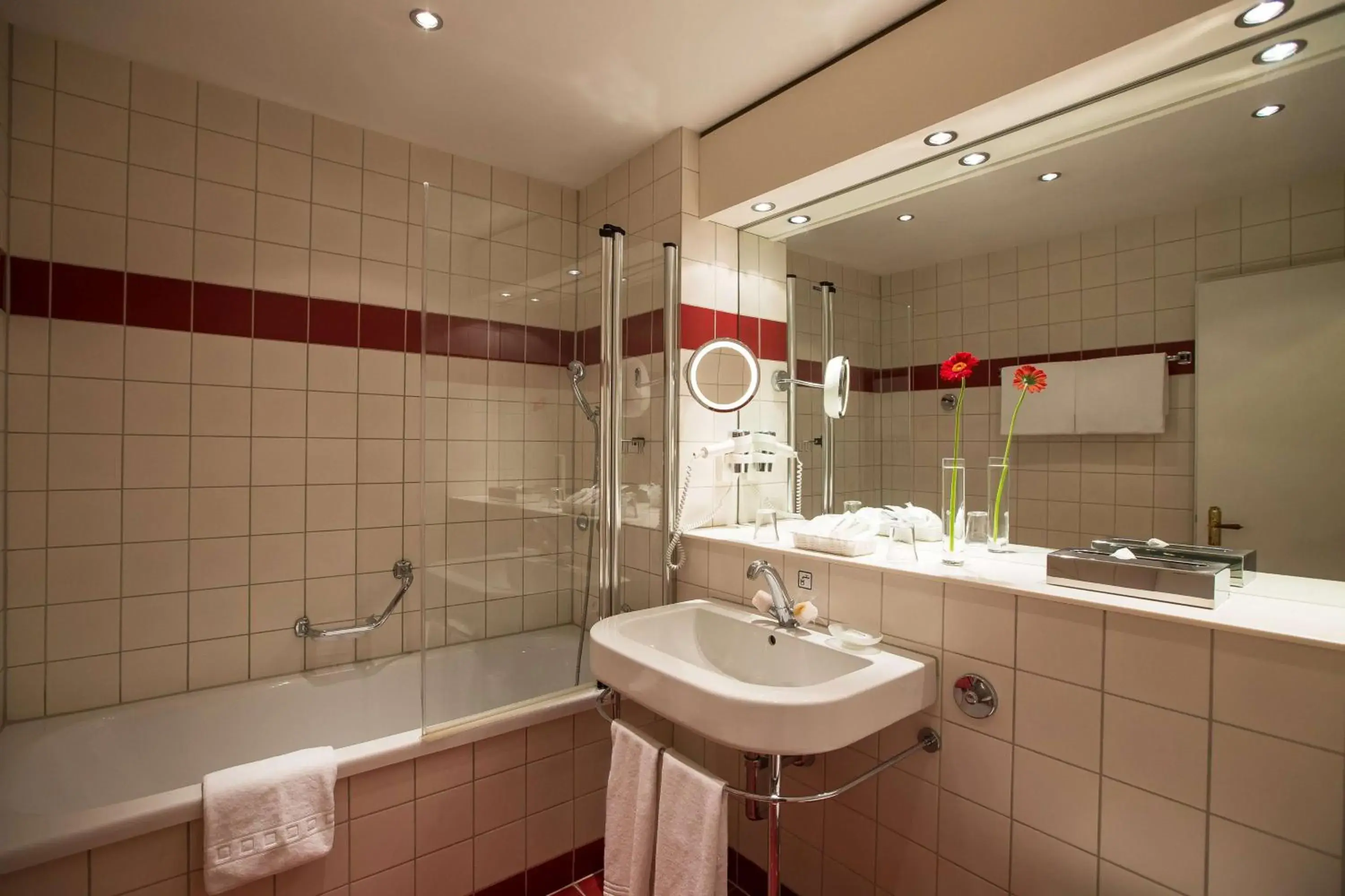 Bathroom in Lindner Grand Hotel Beau Rivage