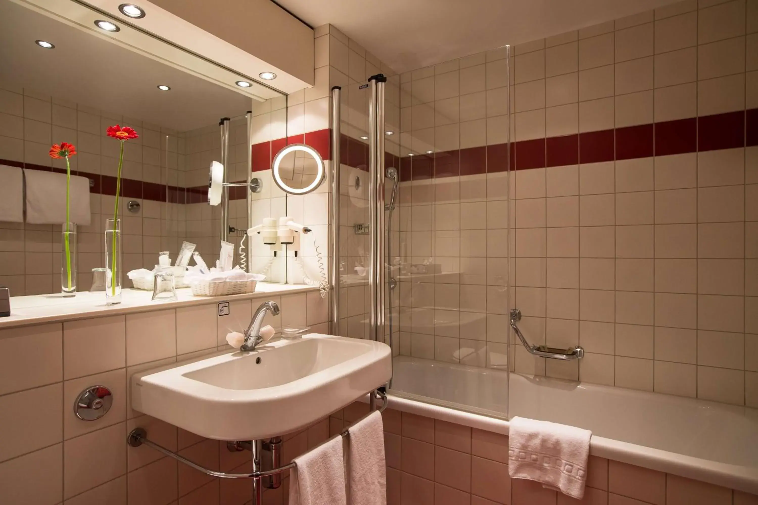 Bathroom in Lindner Grand Hotel Beau Rivage