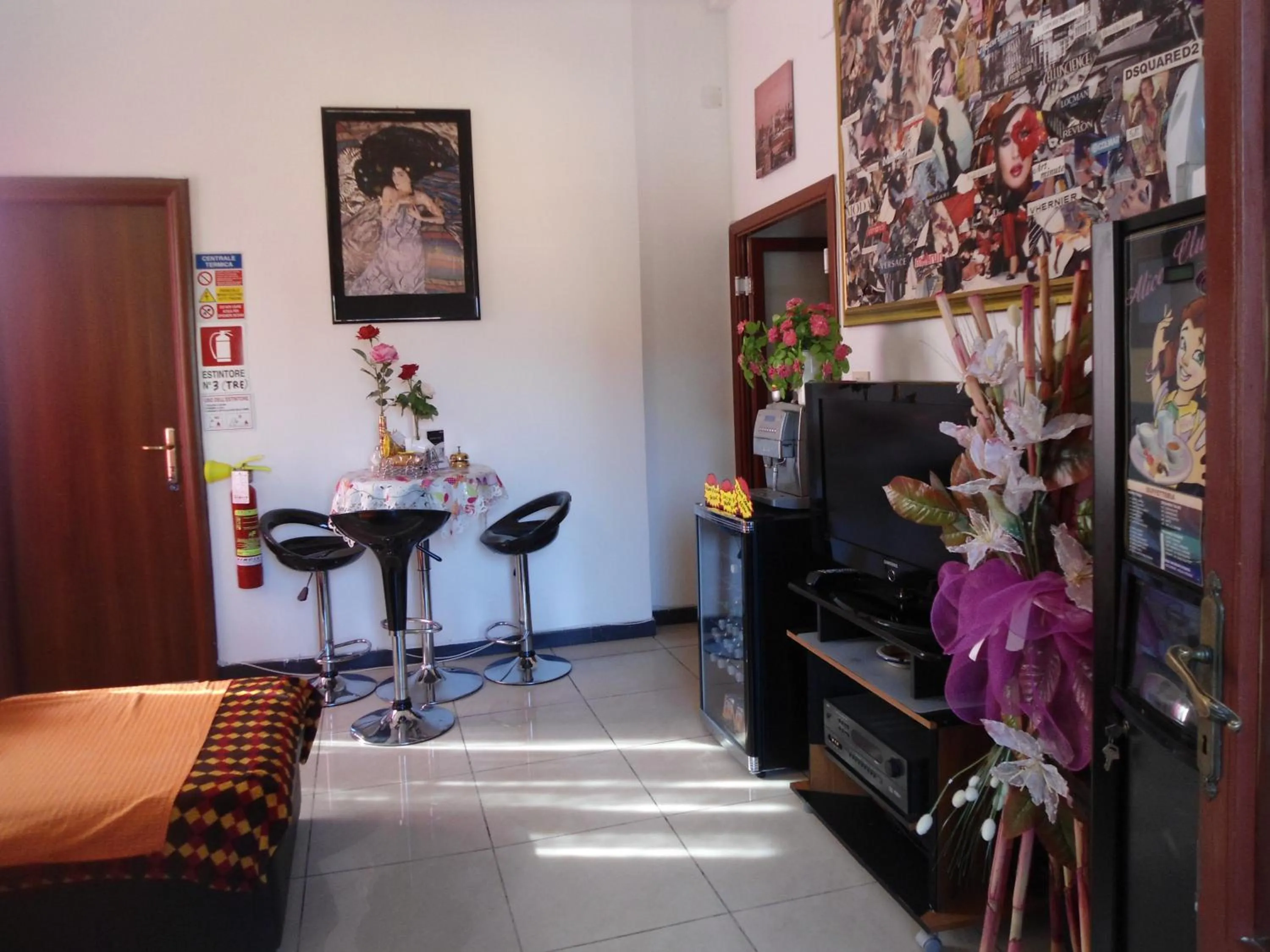 Decorative detail in Hotel Houston Livorno - Struttura Esclusivamente Turistica - Not for Business or Workers