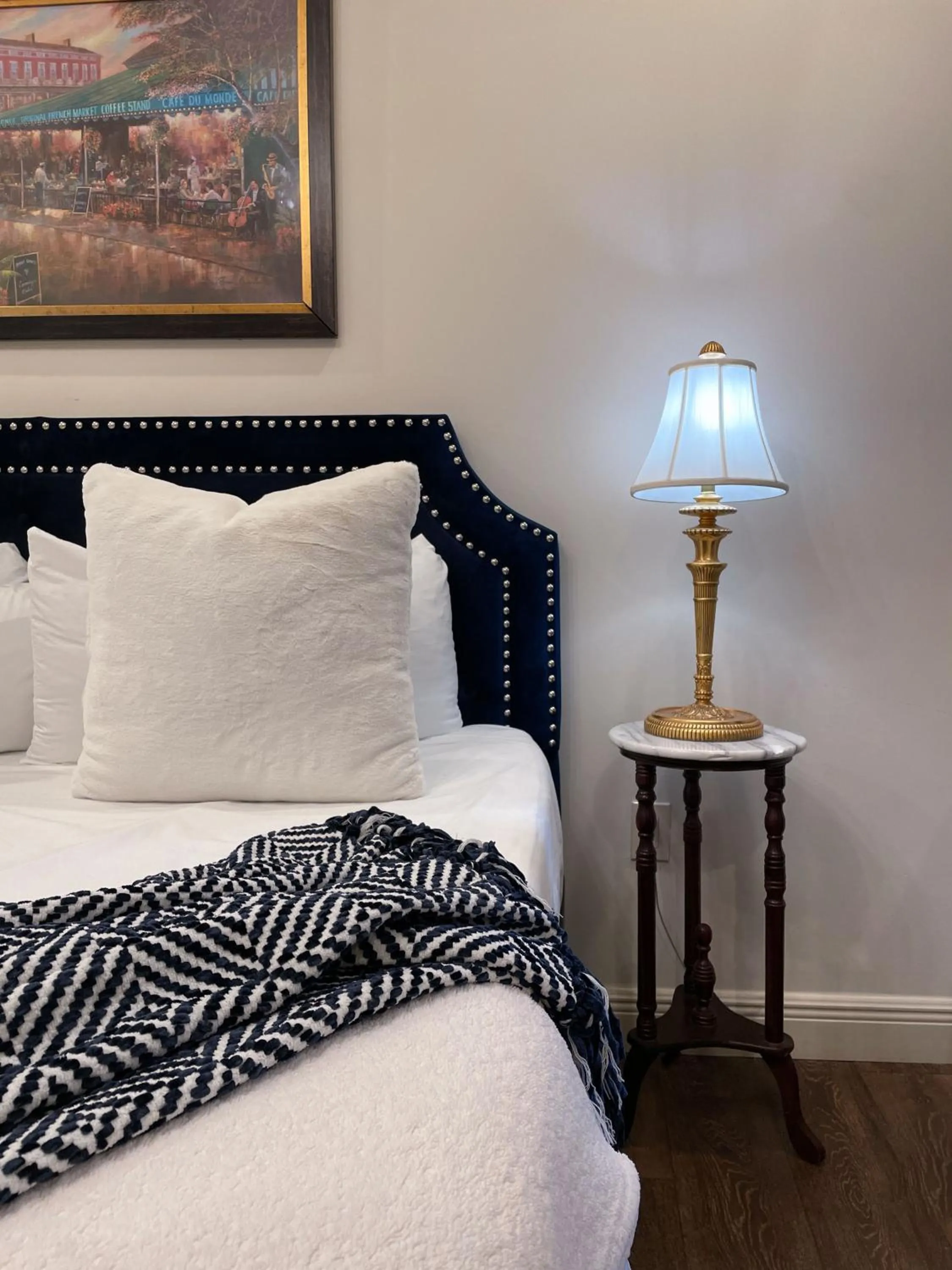 Bed in The Alexandre