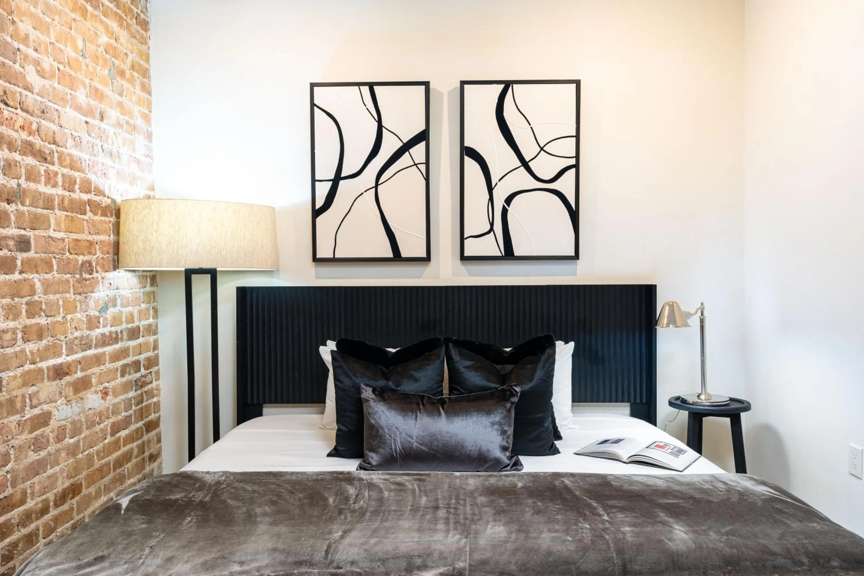 Bed in The Alexandre