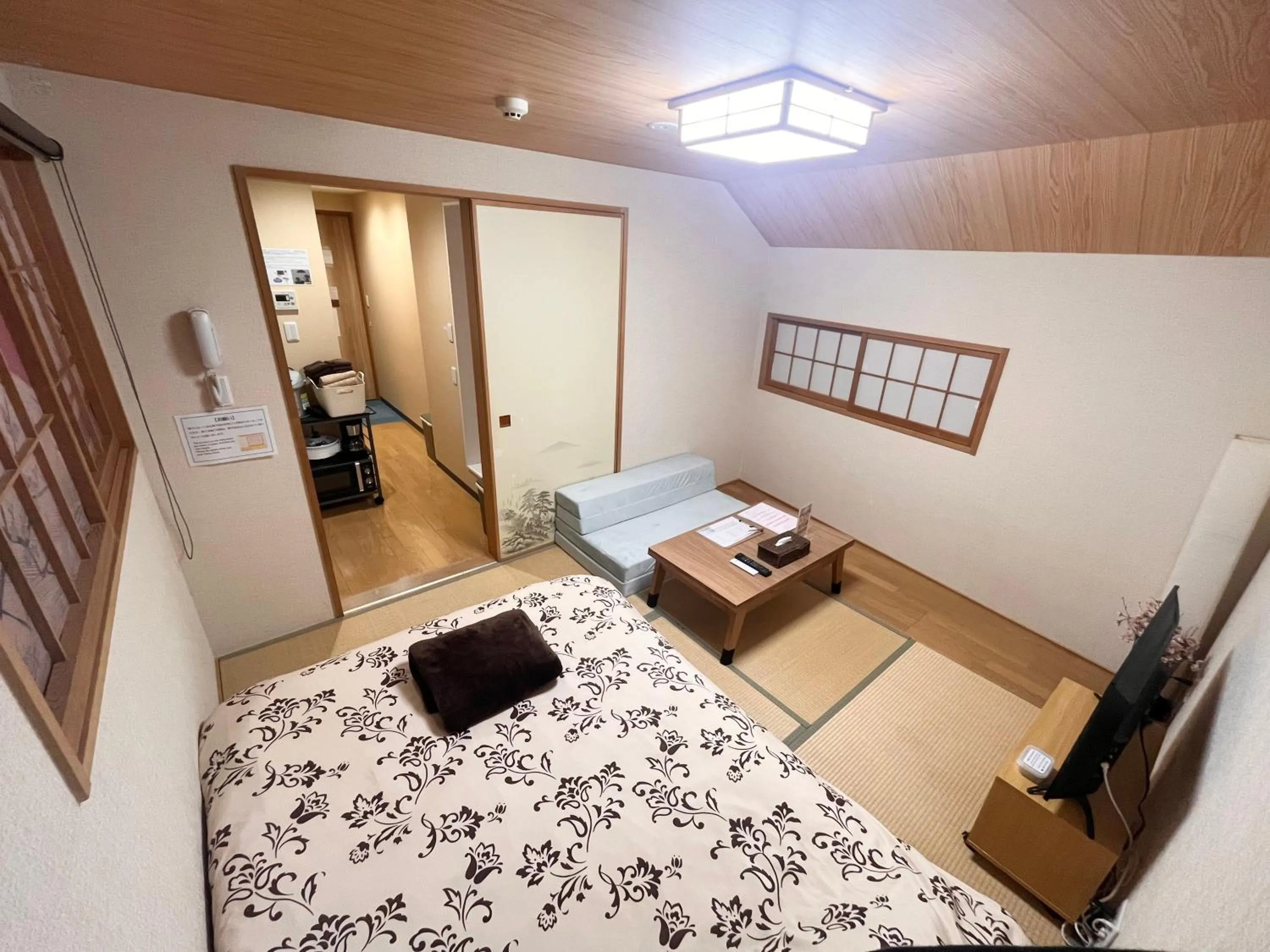 Bed in Hotel EL Shinjuku 6