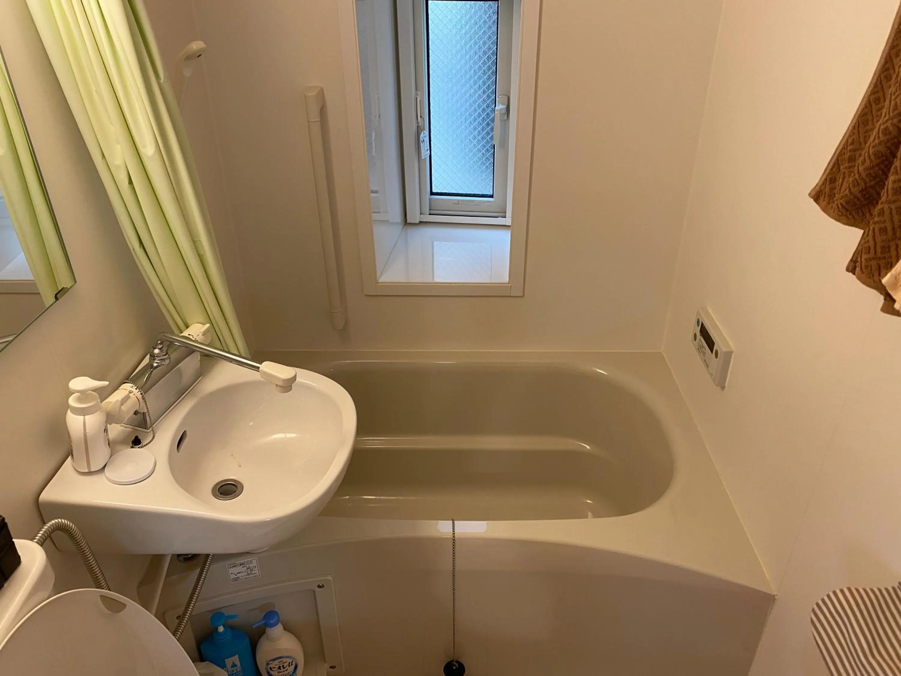 Bathroom in Hotel EL Shinjuku 6