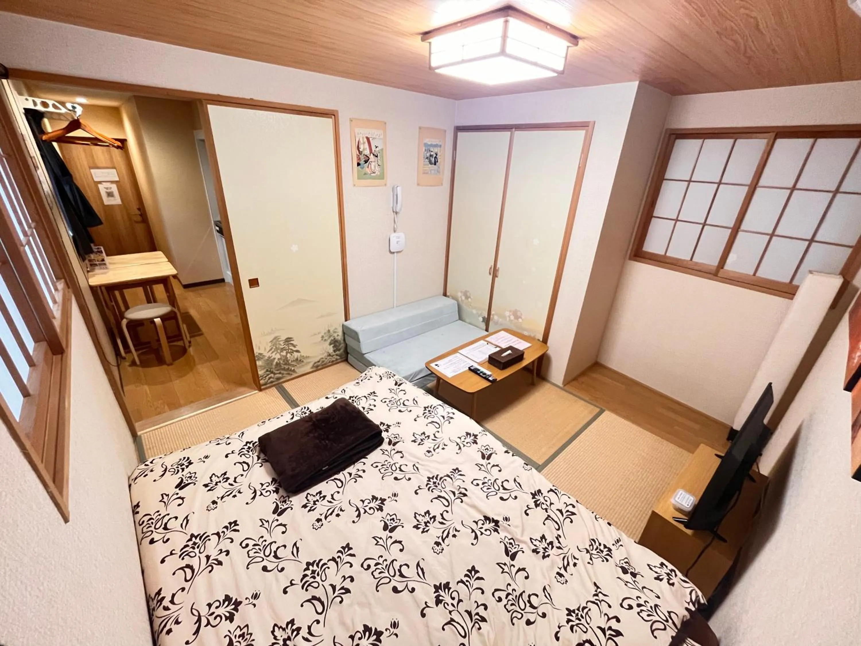 Bed in Hotel EL Shinjuku 6