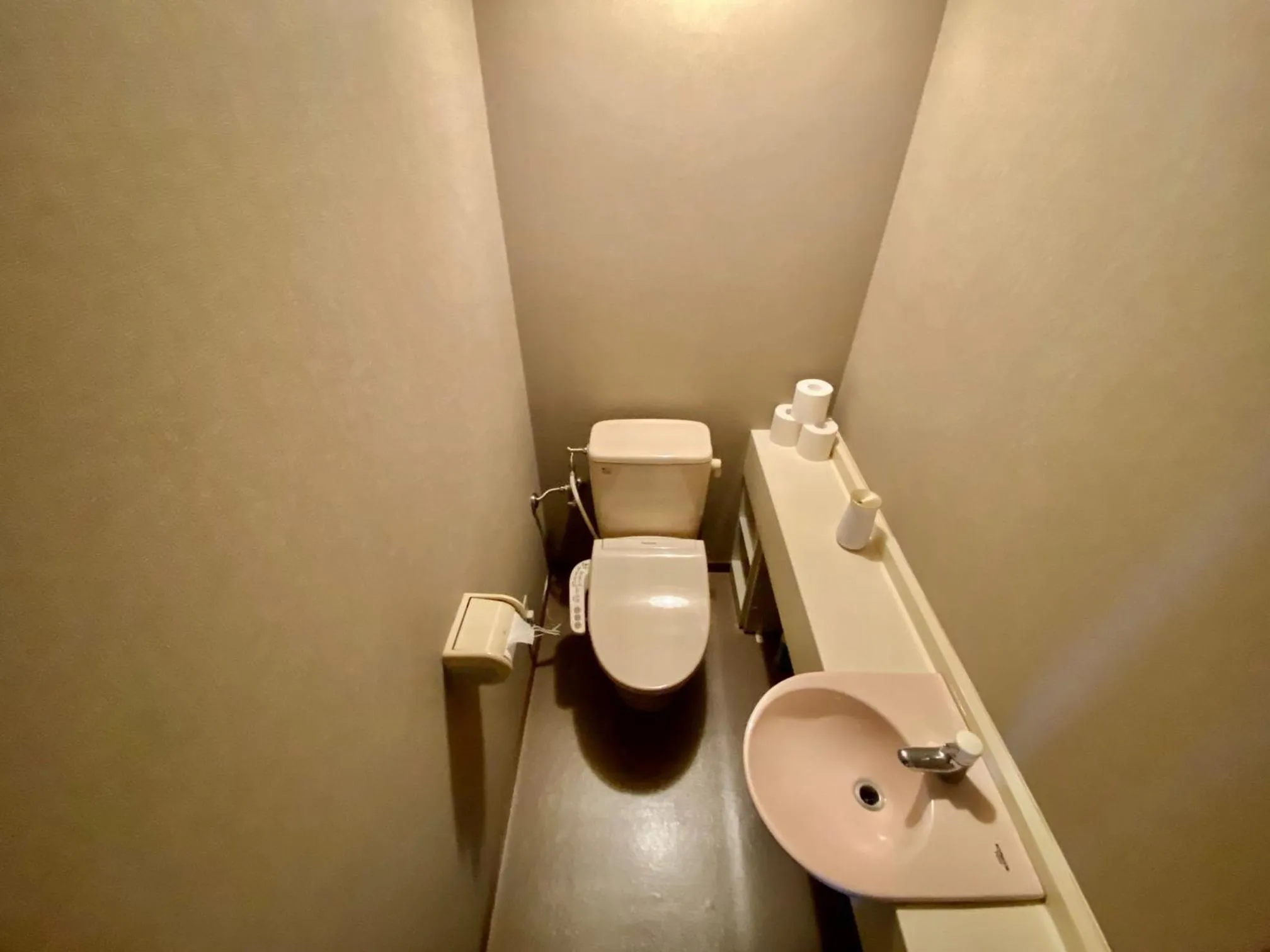 Hotel EL Utsunomiya 7 free parking