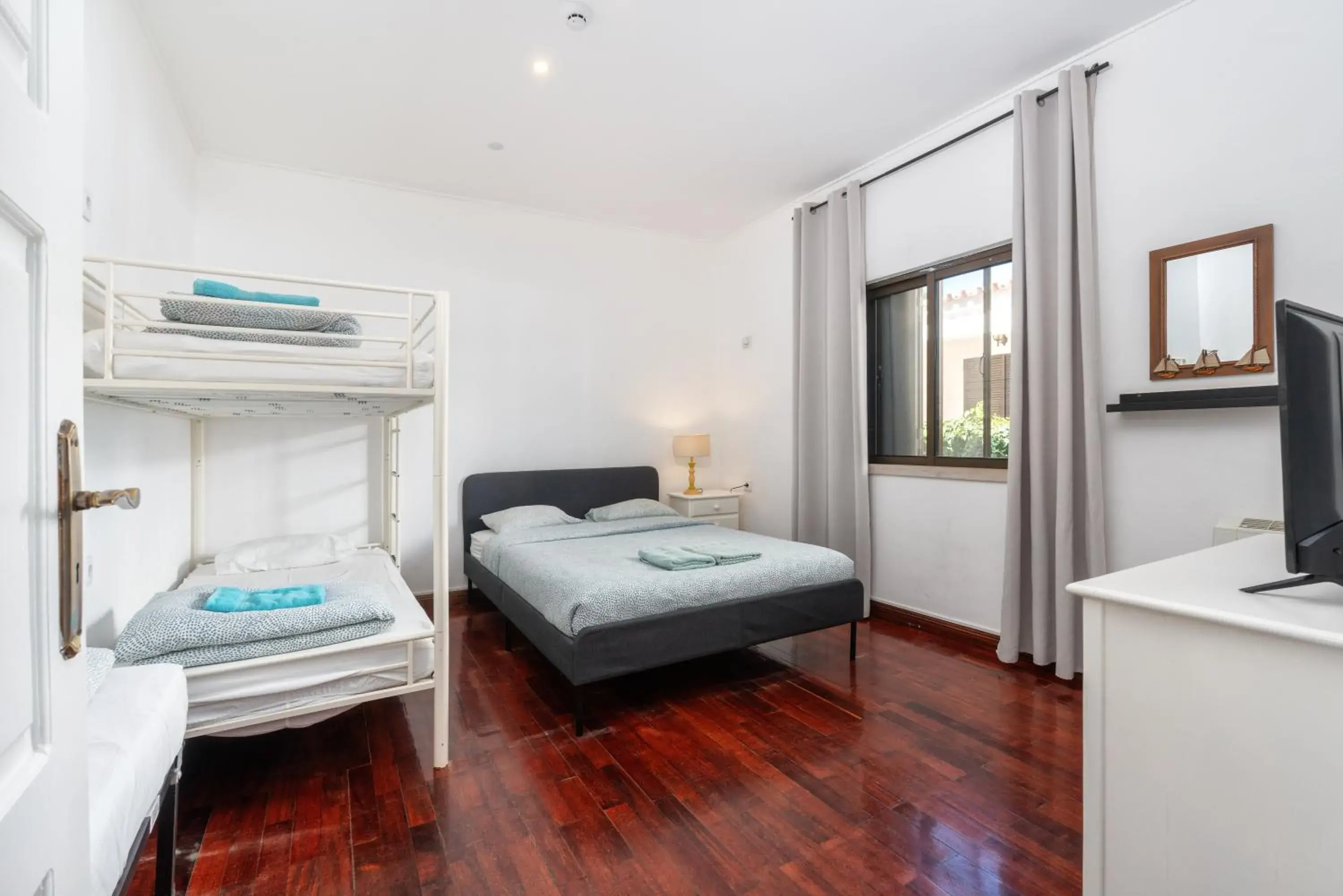 Family Room in Blife Sun Hostel & Rooms Family Room in Blife Sun Hostel & Rooms