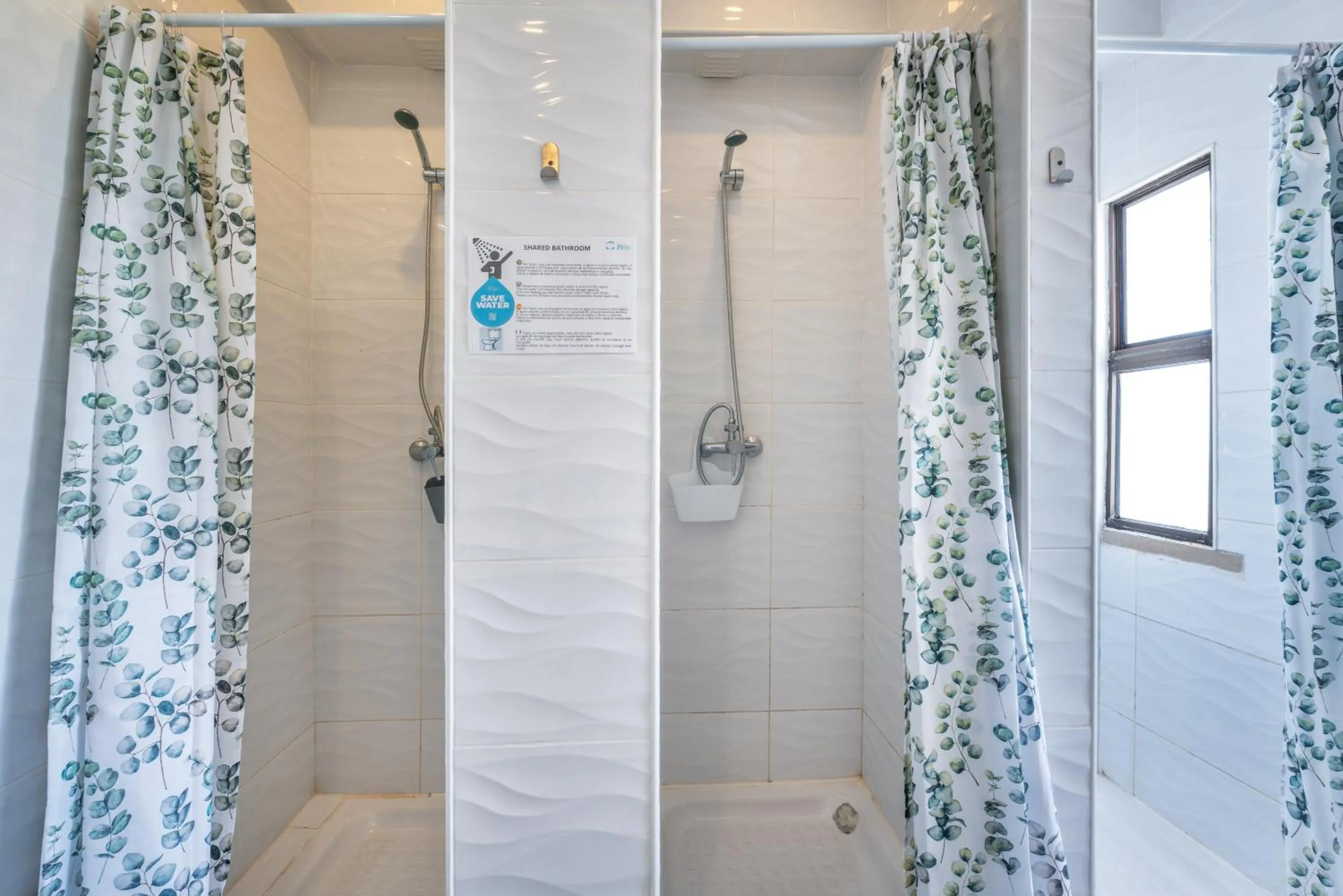 Blife Sun Hostel & Rooms