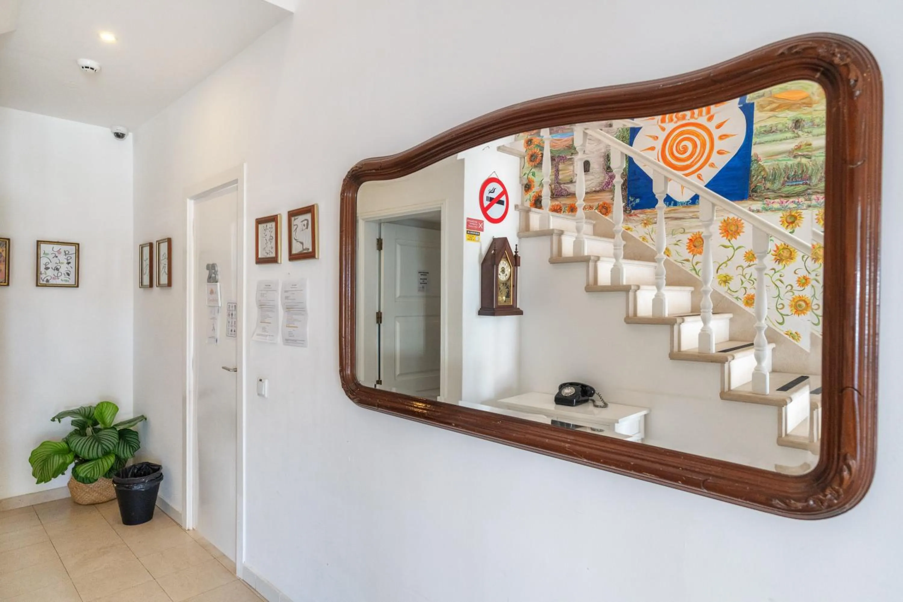 Blife Sun Hostel & Rooms