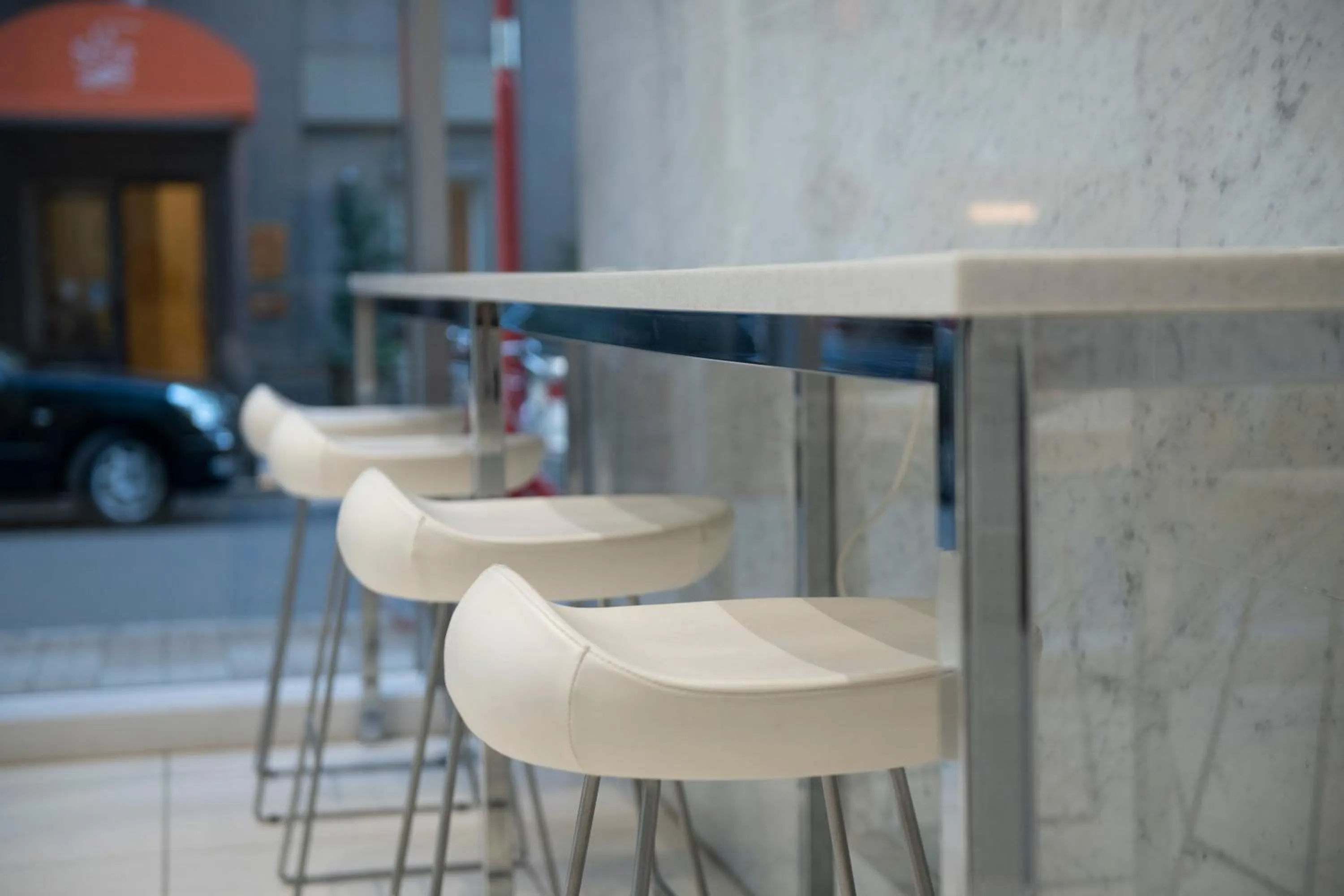 Lounge or bar in KOKO HOTEL Ginza-1chome