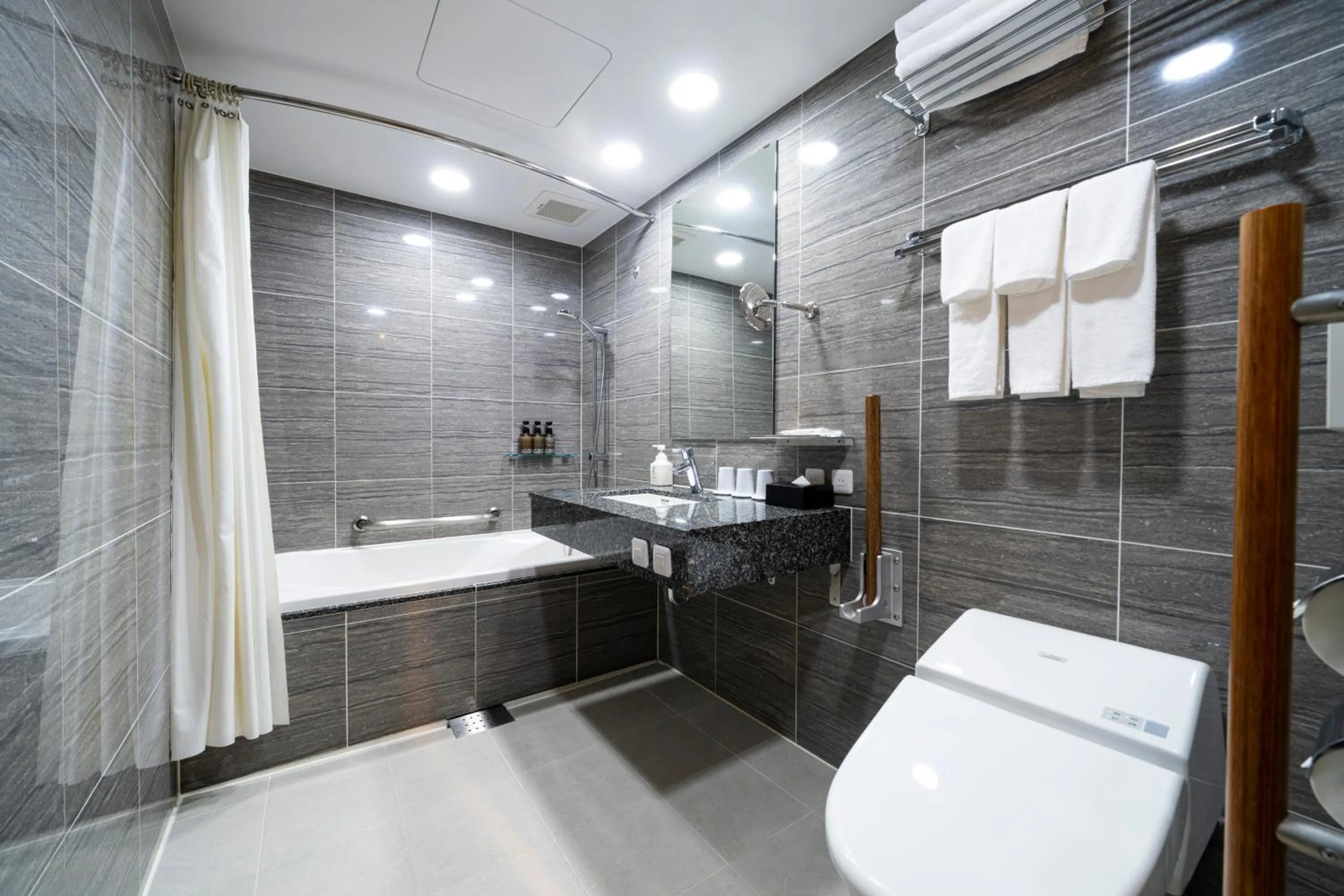 Bathroom in KOKO HOTEL Ginza-1chome