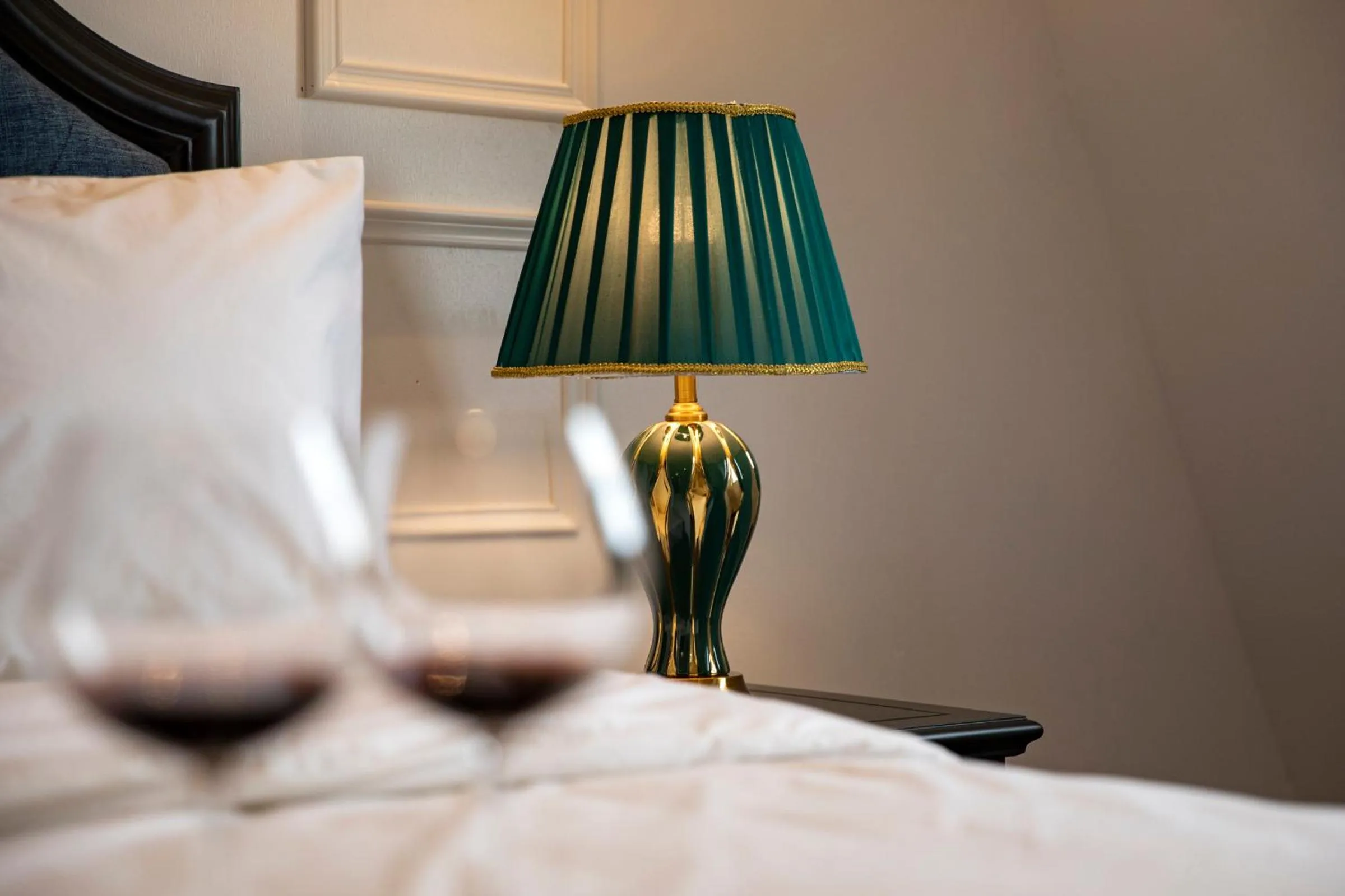 Bedroom, Bed in Ha Long Essence Hotel