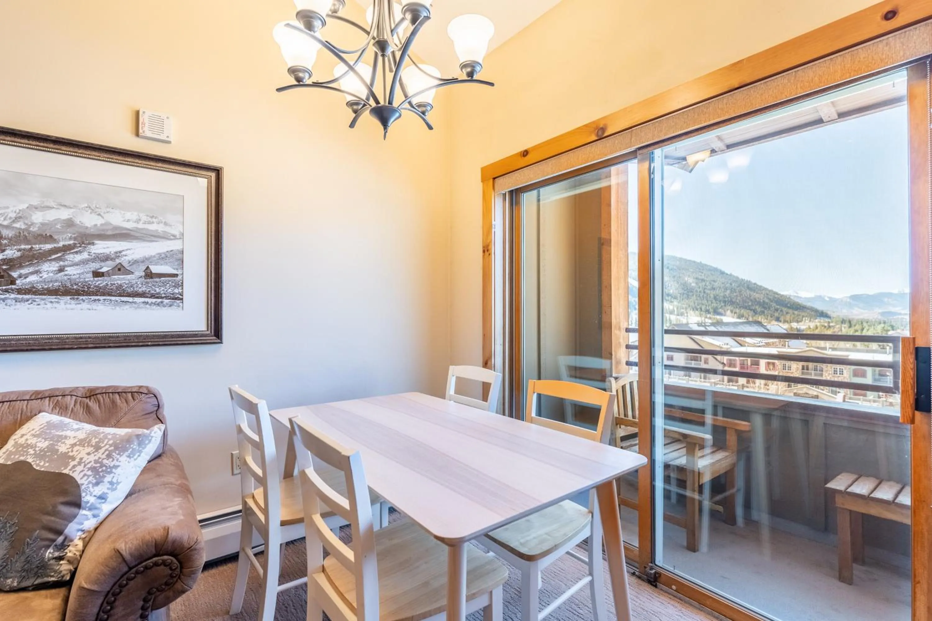 Dining area in Buffalo Lodge by Summit County Mountain Retreats