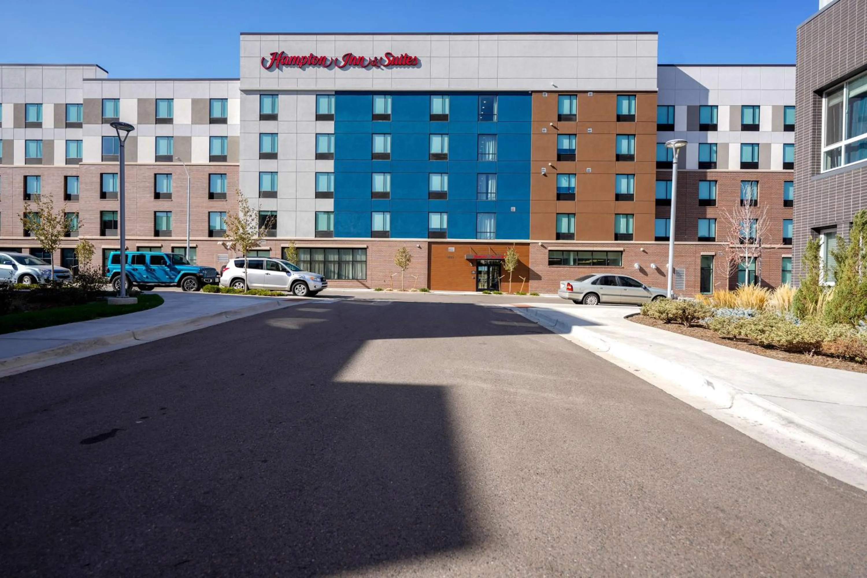 Property building in Hampton Inn & Suites Aurora South, Co