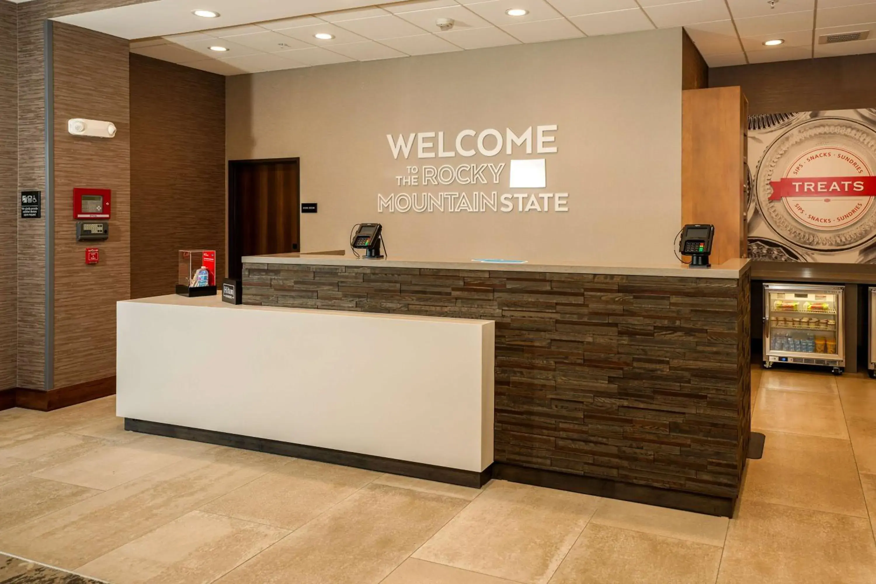 Lobby or reception in Hampton Inn & Suites Aurora South, Co Lobby or reception in Hampton Inn & Suites Aurora South, Co
