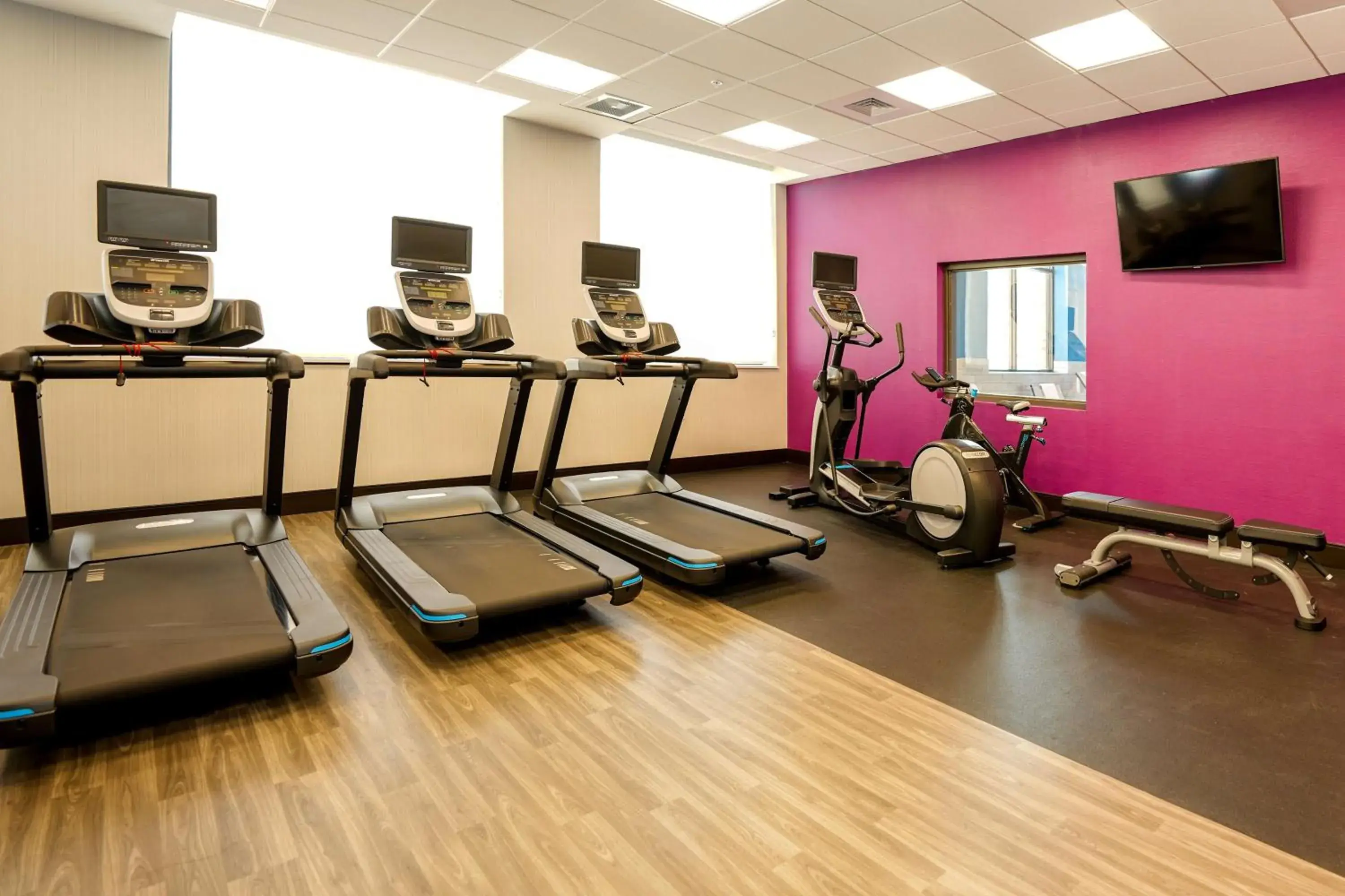Fitness centre/facilities in Hampton Inn & Suites Aurora South, Co Fitness centre/facilities in Hampton Inn & Suites Aurora South, Co